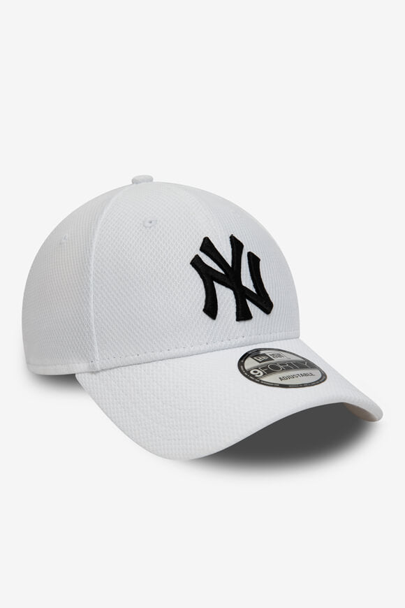 9Forty Cap / Strapback - White + Black
