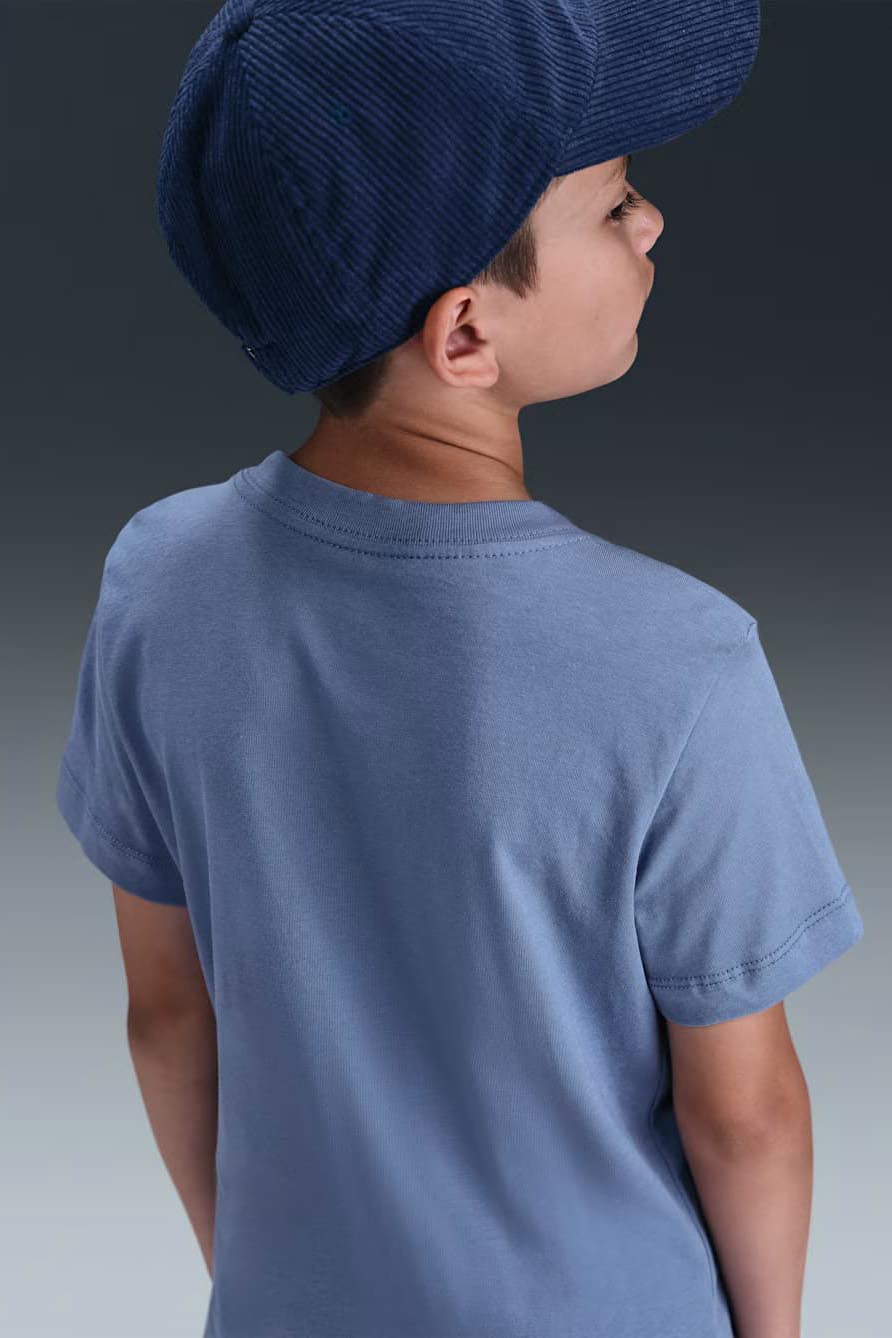 T-Shirt - World Indigo