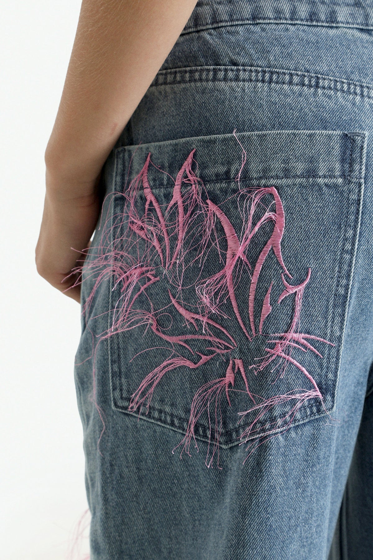 Baggy Fit Jeans - Dunkelblau + Rosa