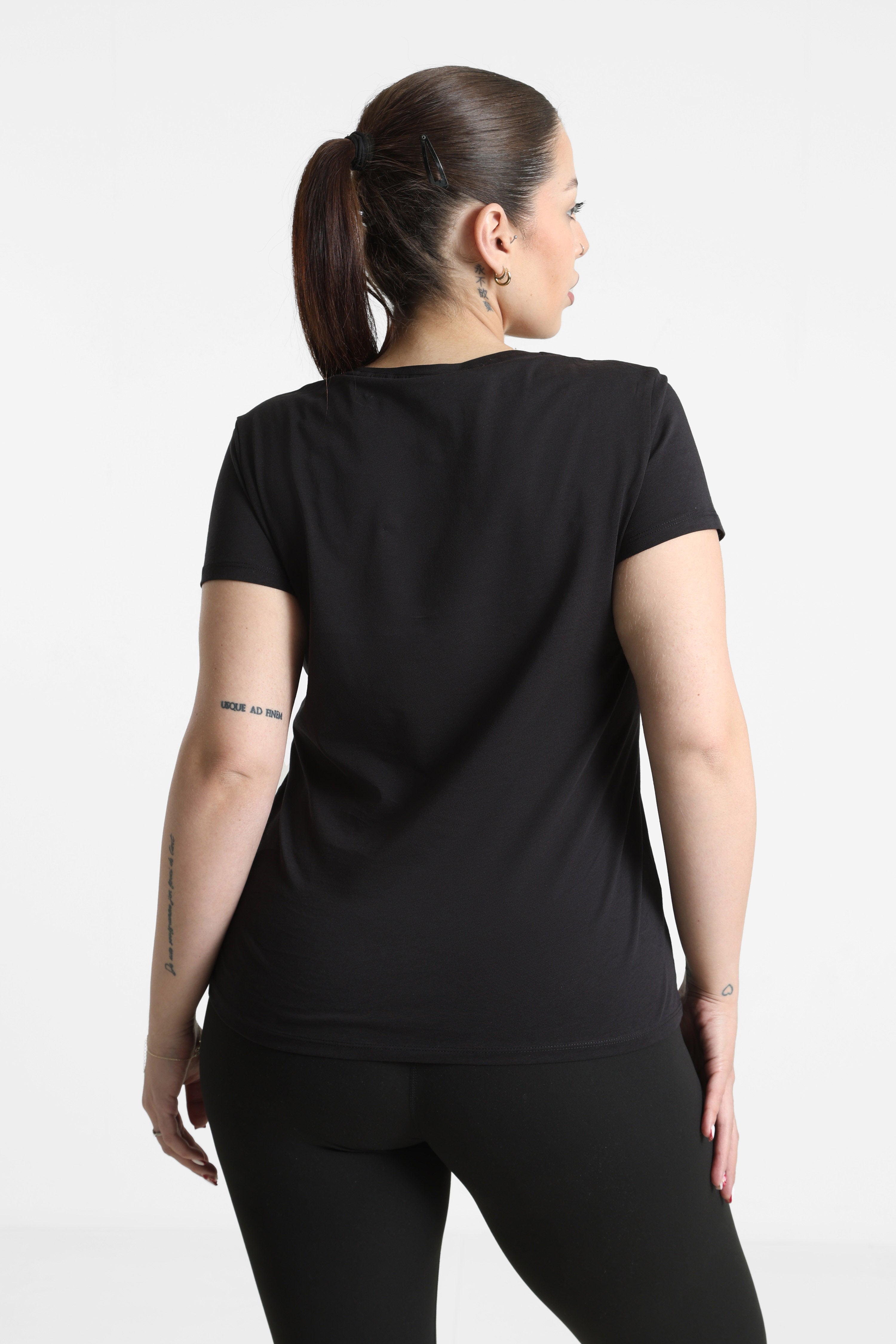 T-shirt - Black
