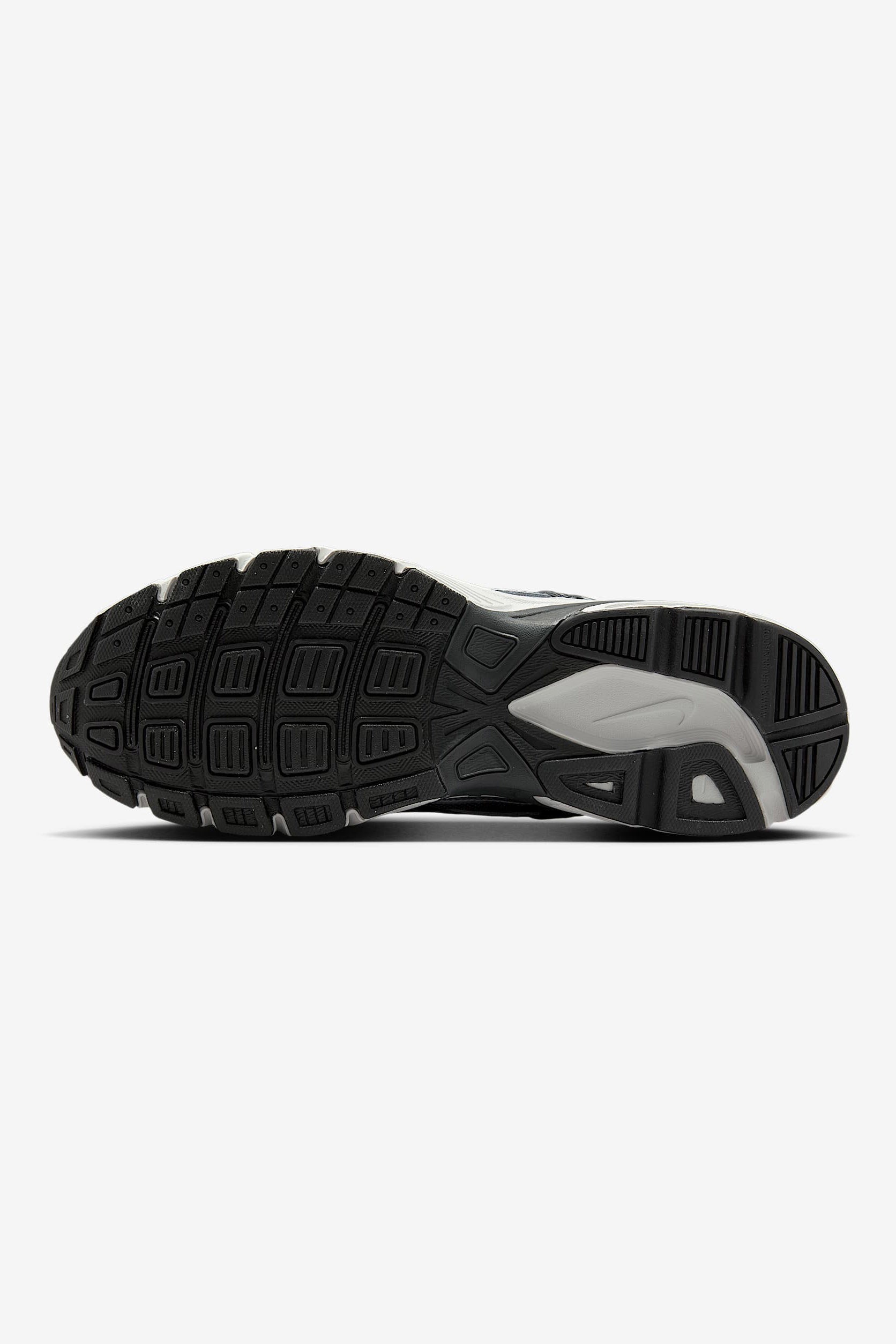 Initiator Sneaker - Anthracite + Metallic Cool Grey