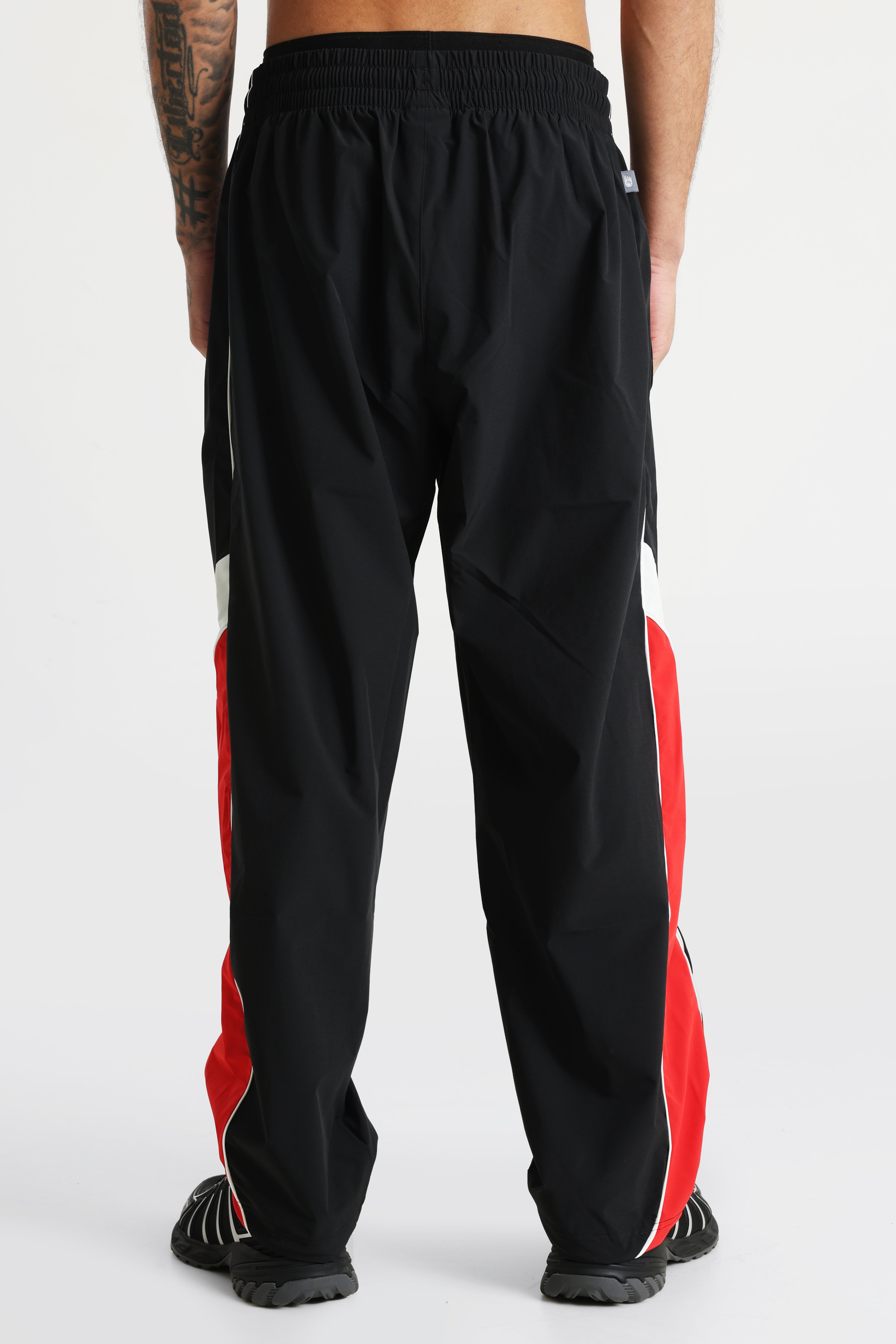 In Game Woven Trainingshose - Black