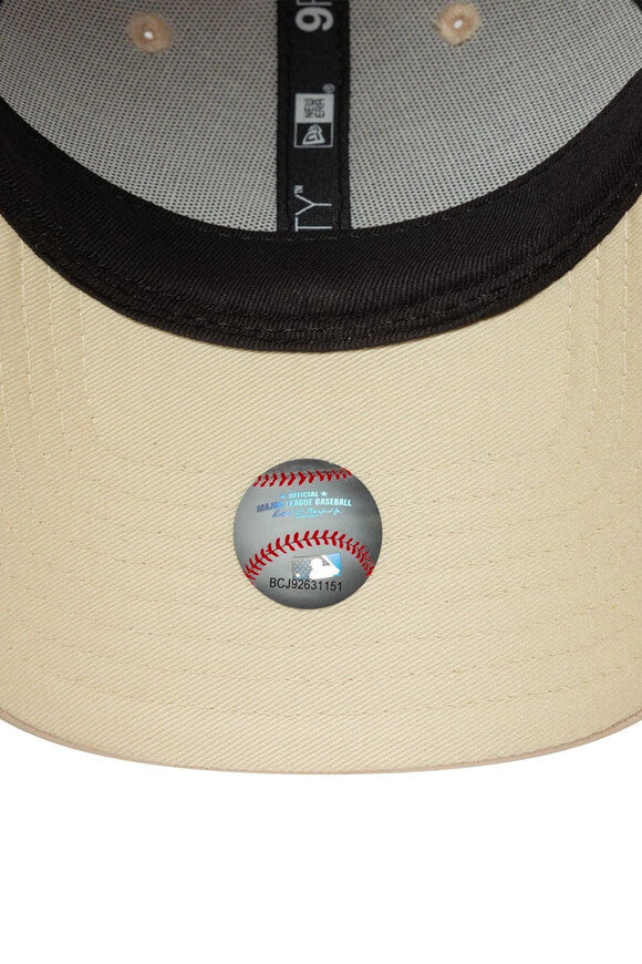 9Forty Satin Cap / Snapback - Cream