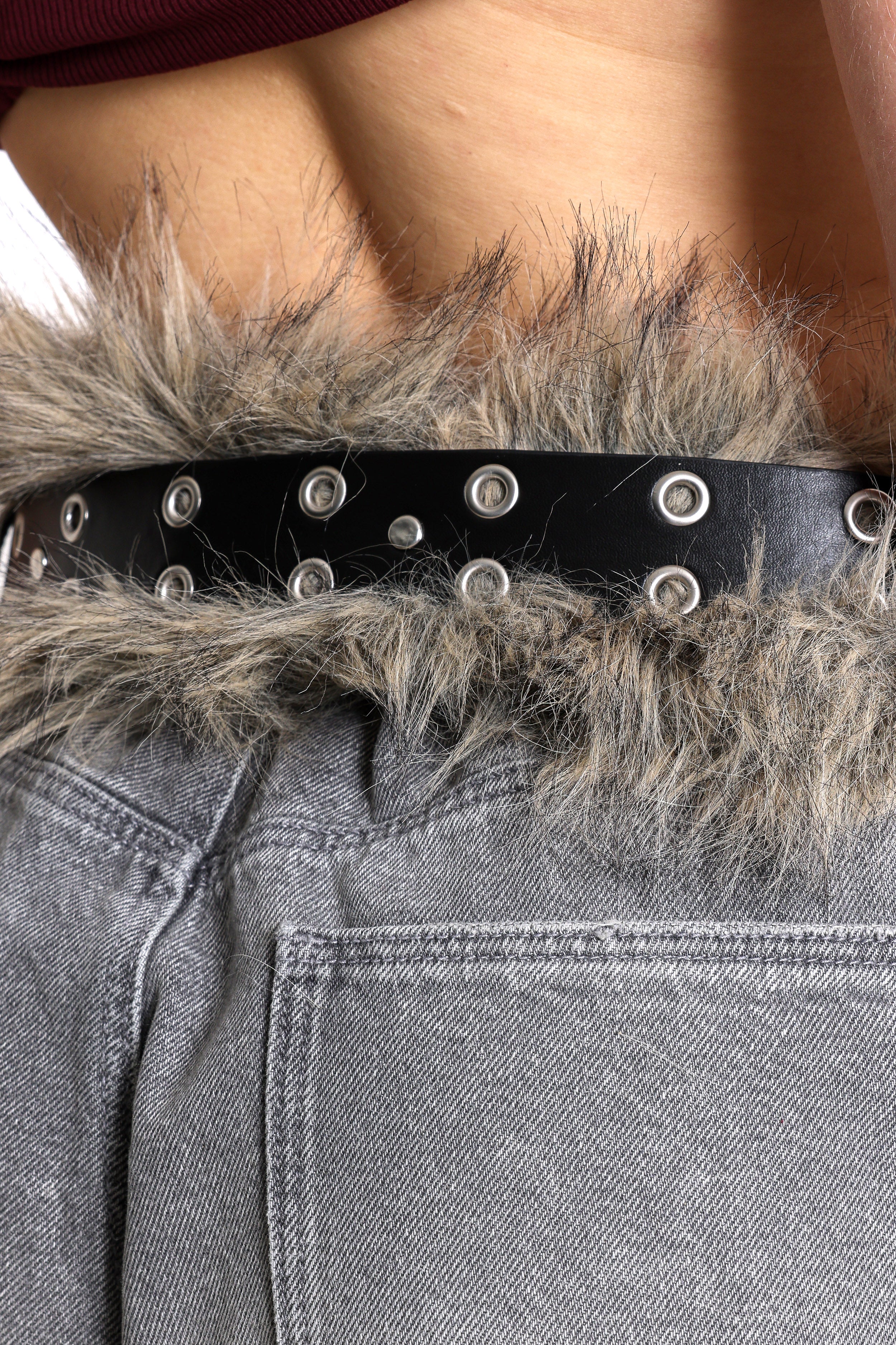 Gürtel mit Kunstpelz - Black + Beige