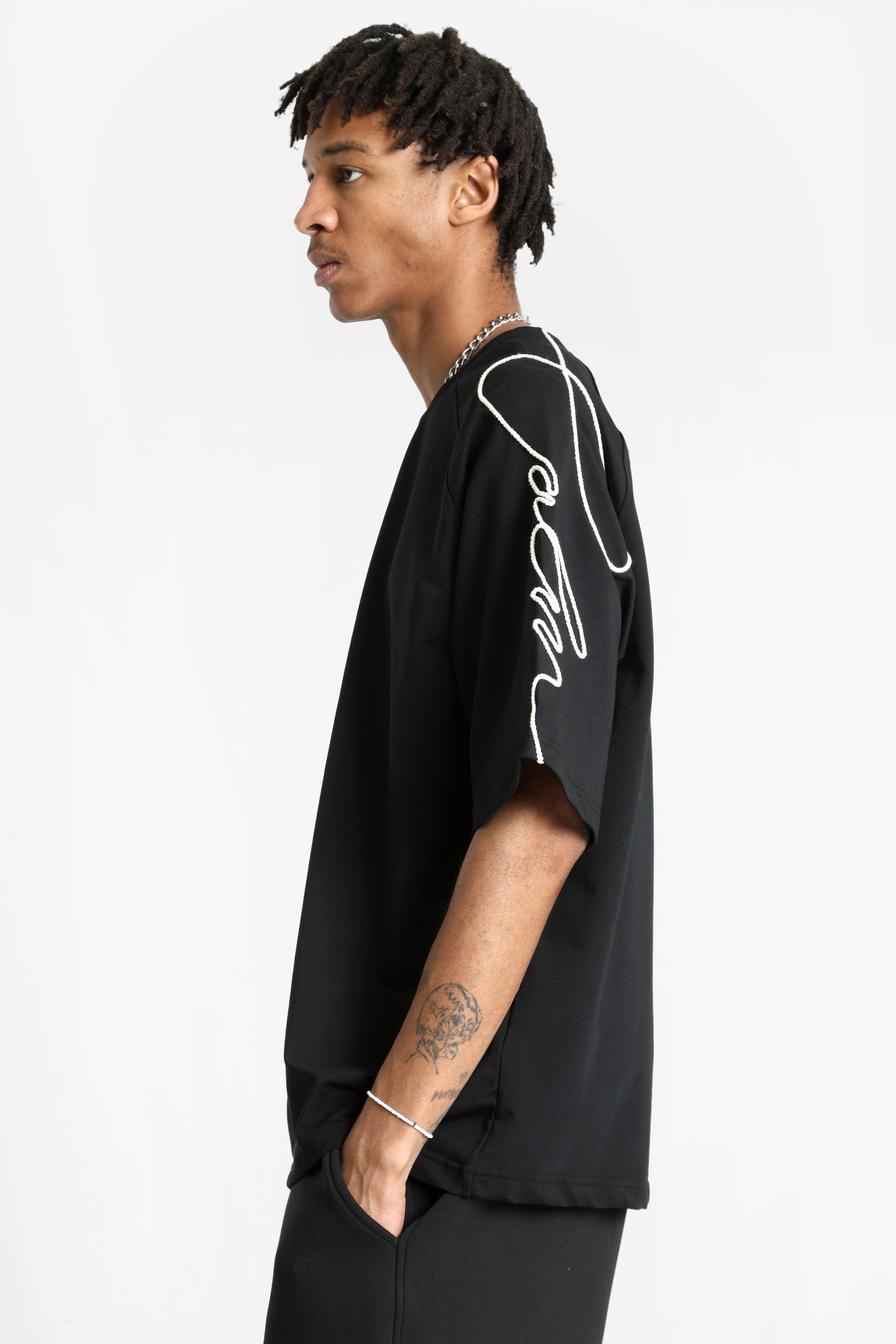 T-Shirt - Black + Offwhite