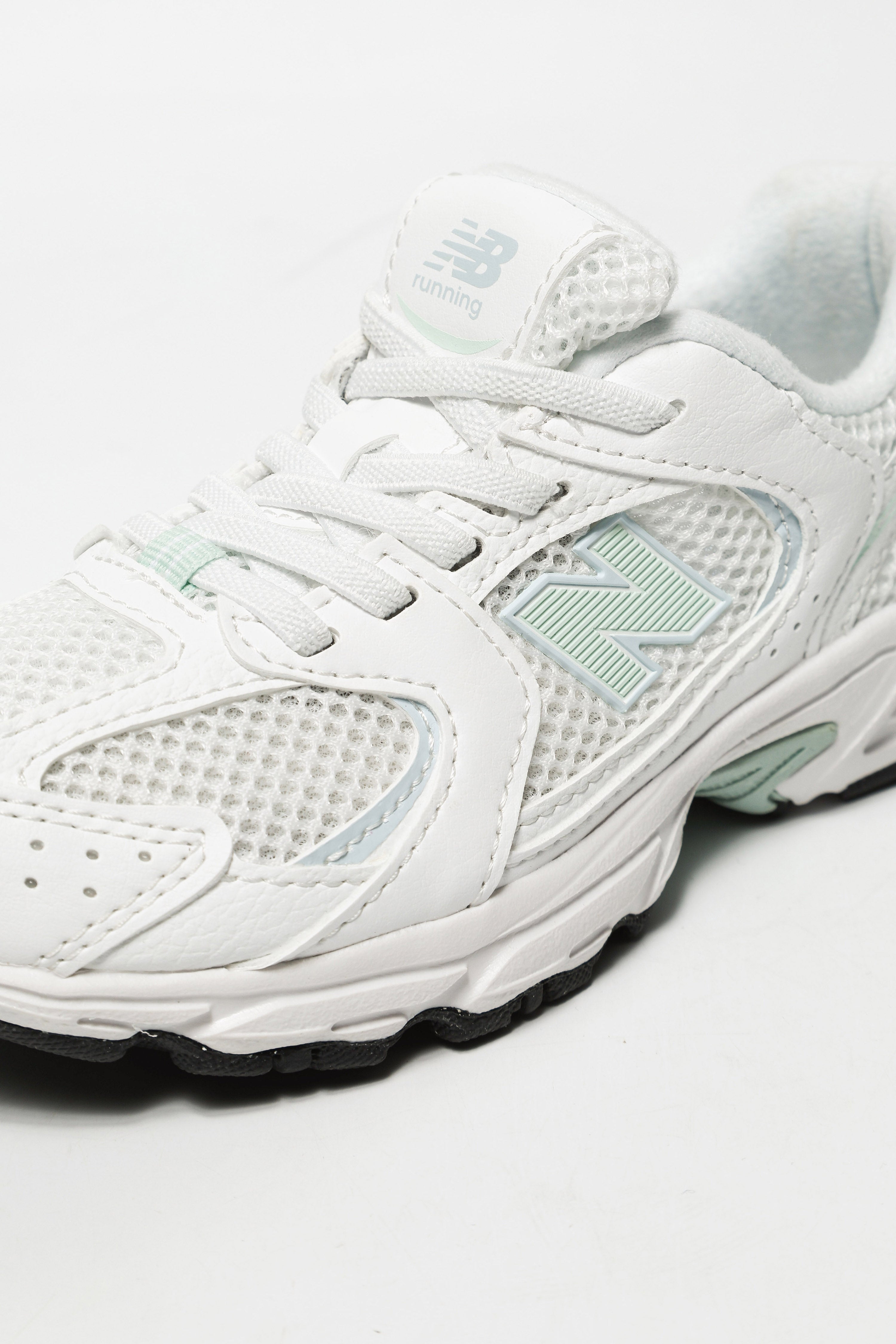 P 530 Bungee Lace junior sneakers - White + Light Green
