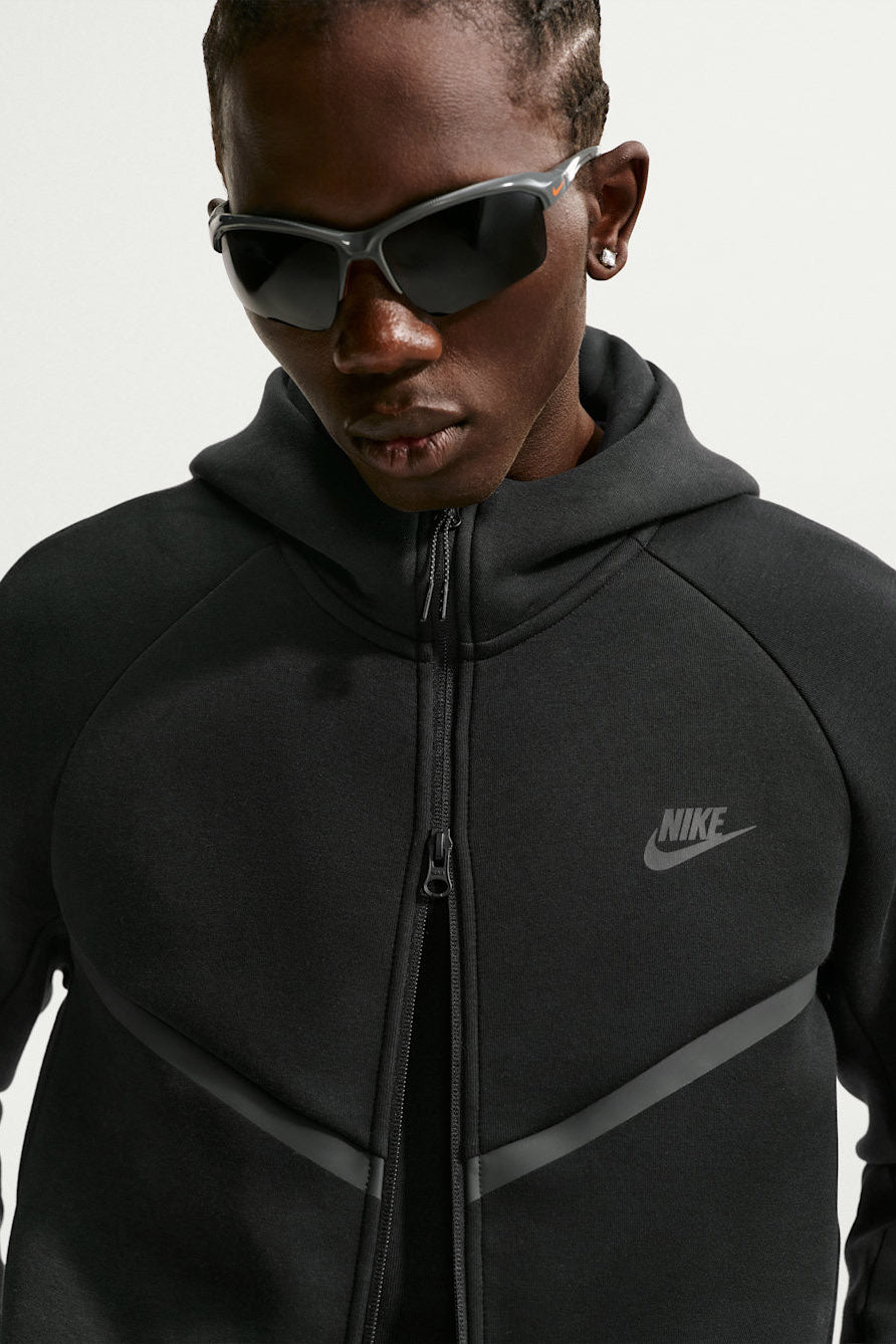 Felpa Tech Fleece Sportiva con cappuccio e zip - Black