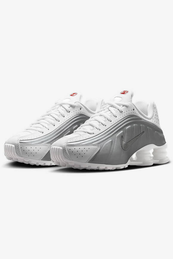 Nike - Shox R4 Sneaker - White + Metallic Silver