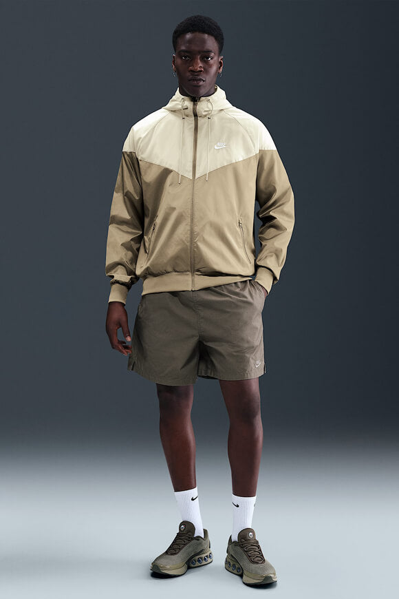 Windbreaker - Parachute Beige + Light Khaki