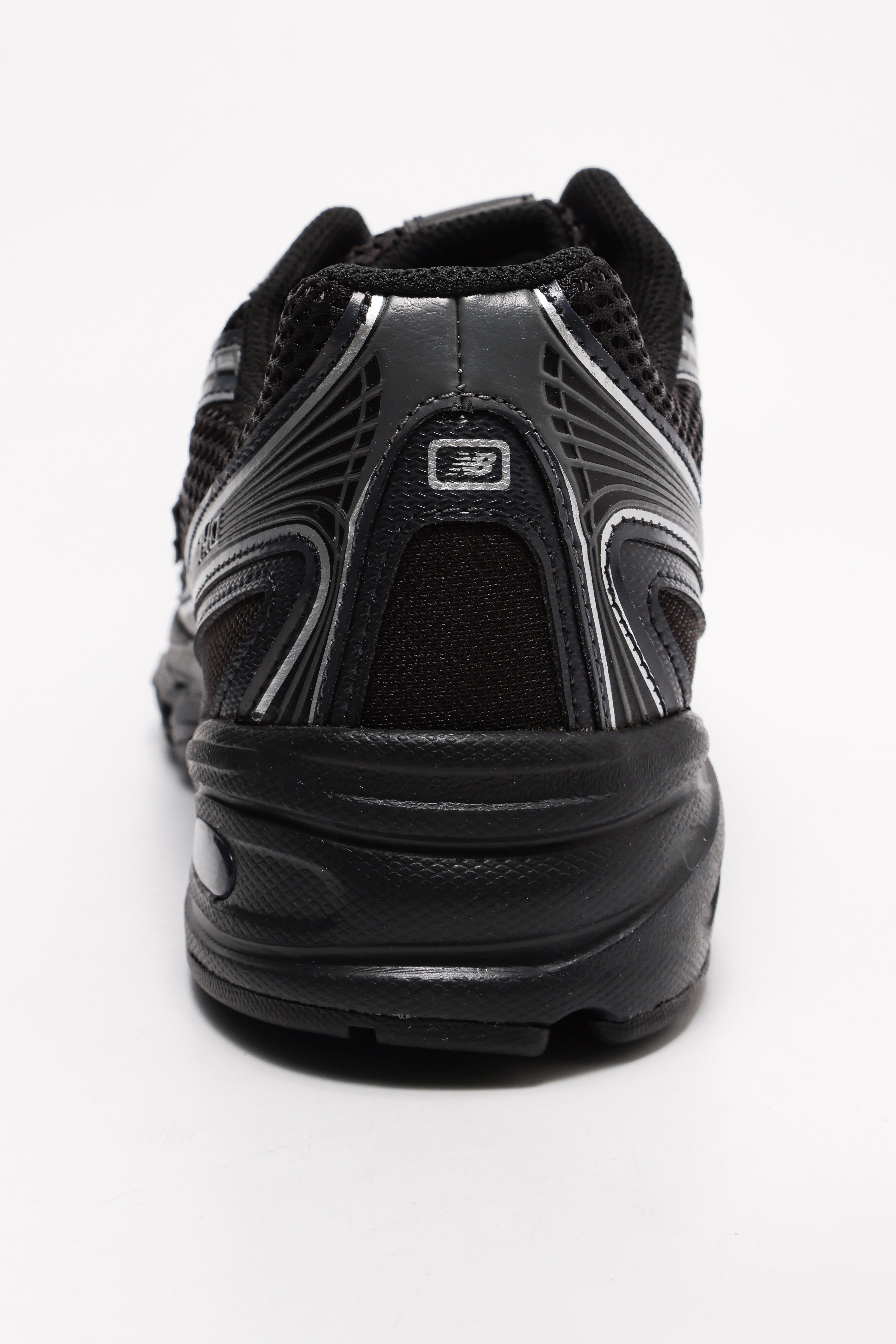 U740 Sneaker - Black