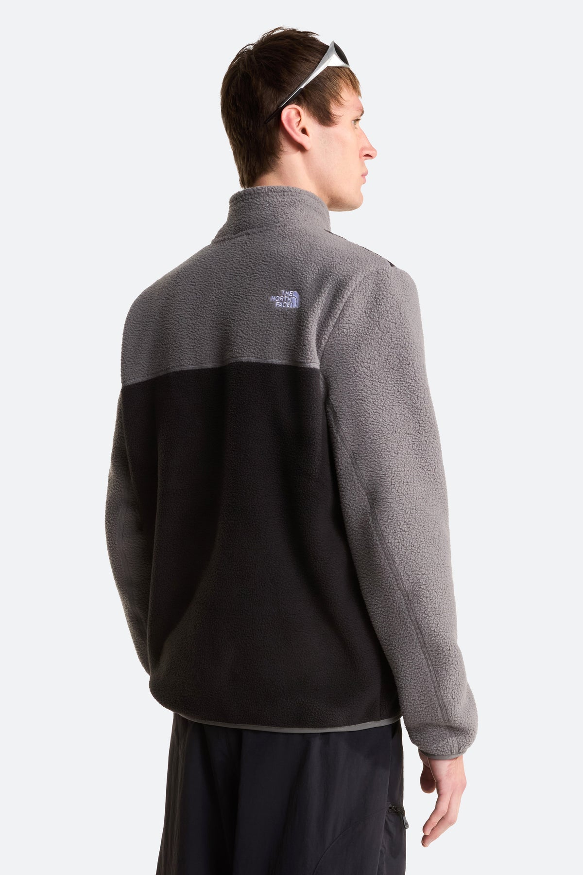 Yumiori Fleece Sweater - Black + Smoked Pearl