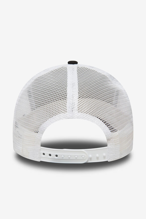 Trucker Cap / Snapback - Black + White