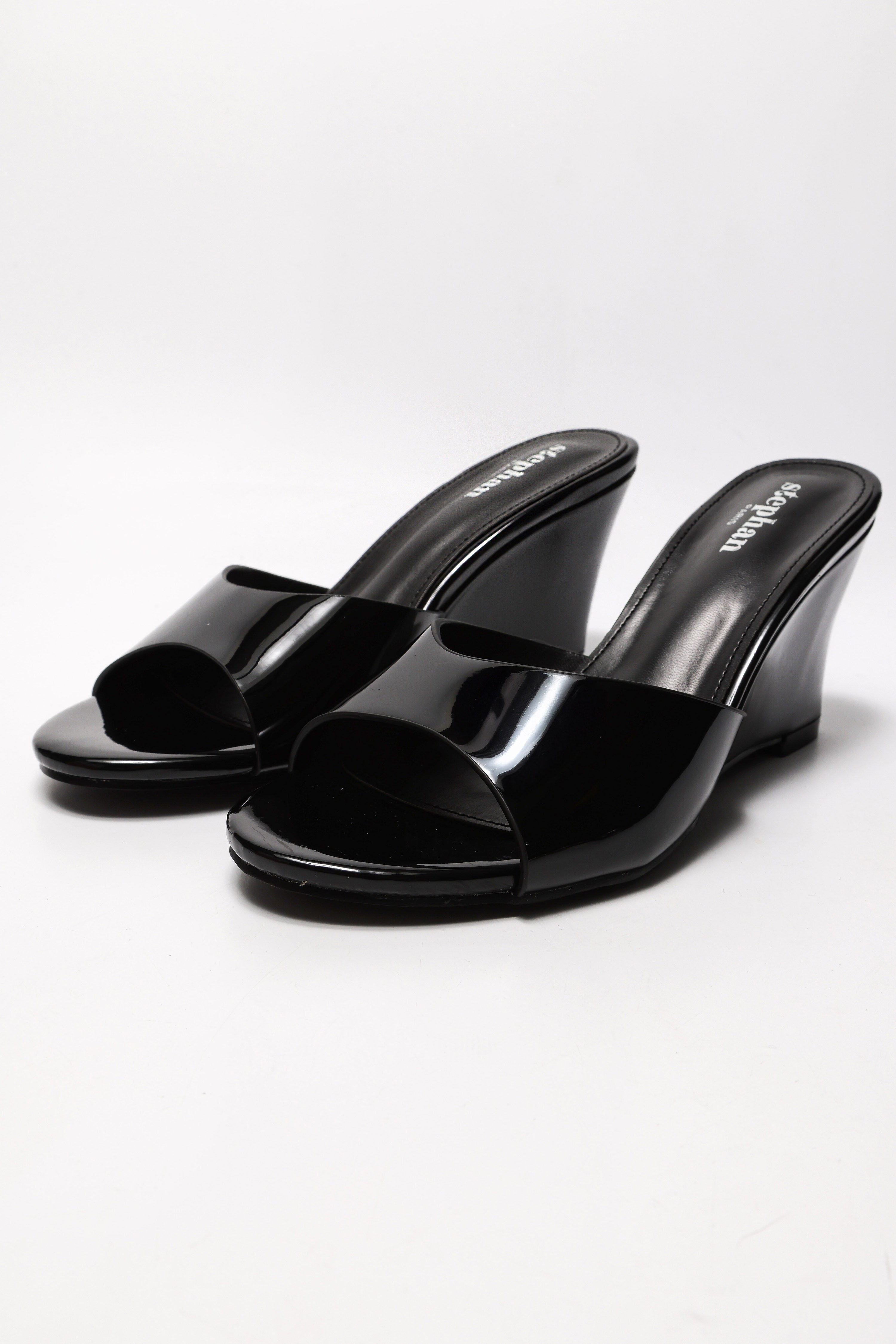Lack Mules mit Keilabsatz - Black