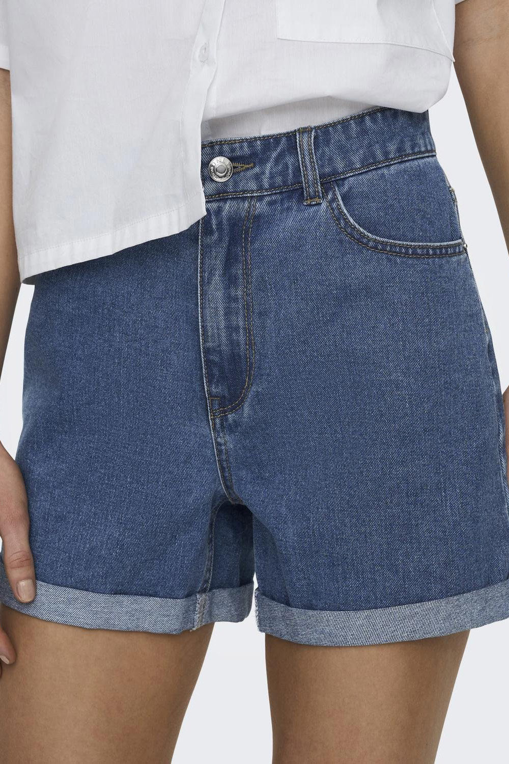 ONLVEGA short en jean mom fit - Medium Blue Denim