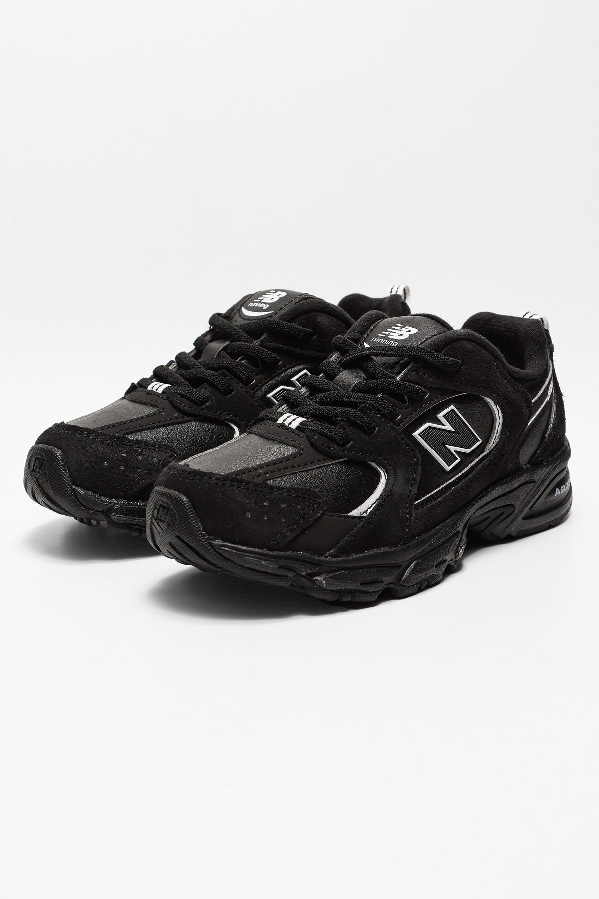 P5302GE junior sneakers - Black + White