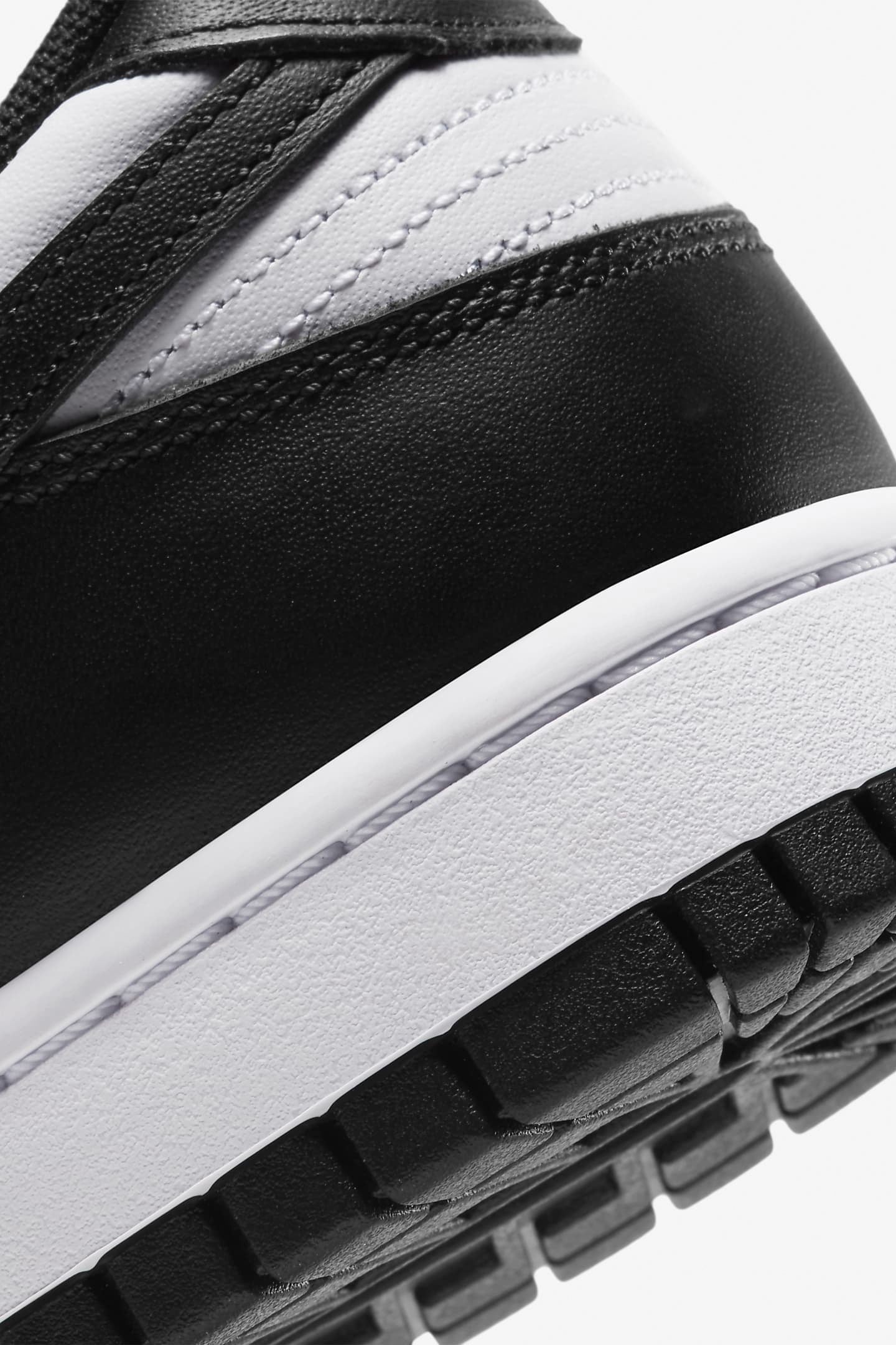 Dunk Retro sneakers - White + Black