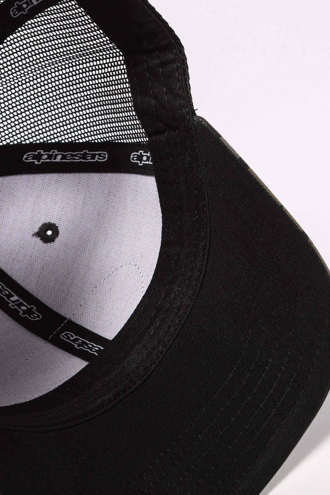 Cappellino Trucker / Snapback - Black Camo