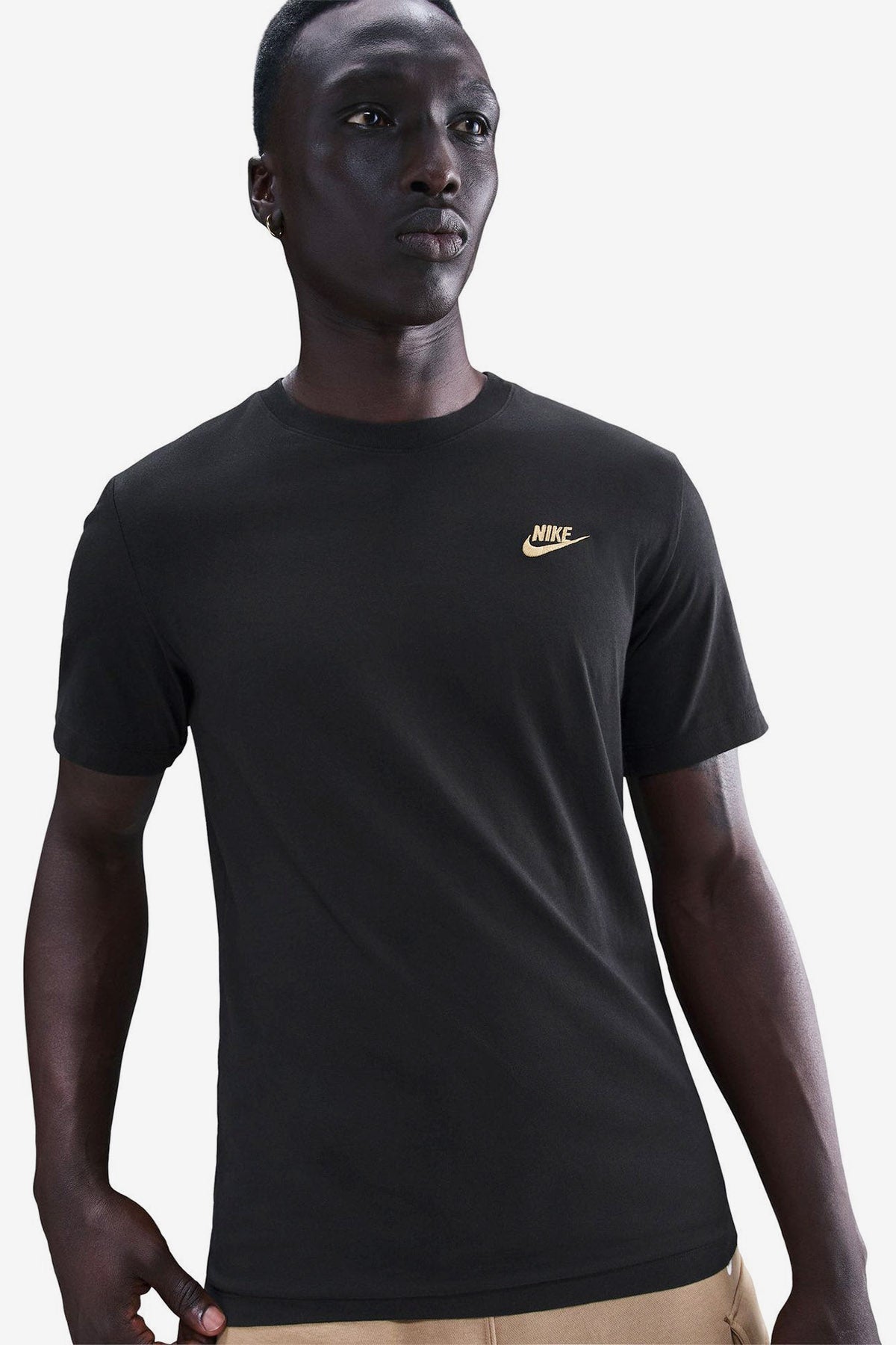 Sportswear Club T-Shirt - Black + Gold