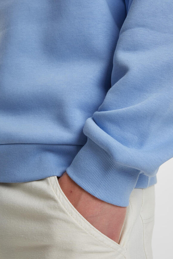Sweatshirt - Powder Blue