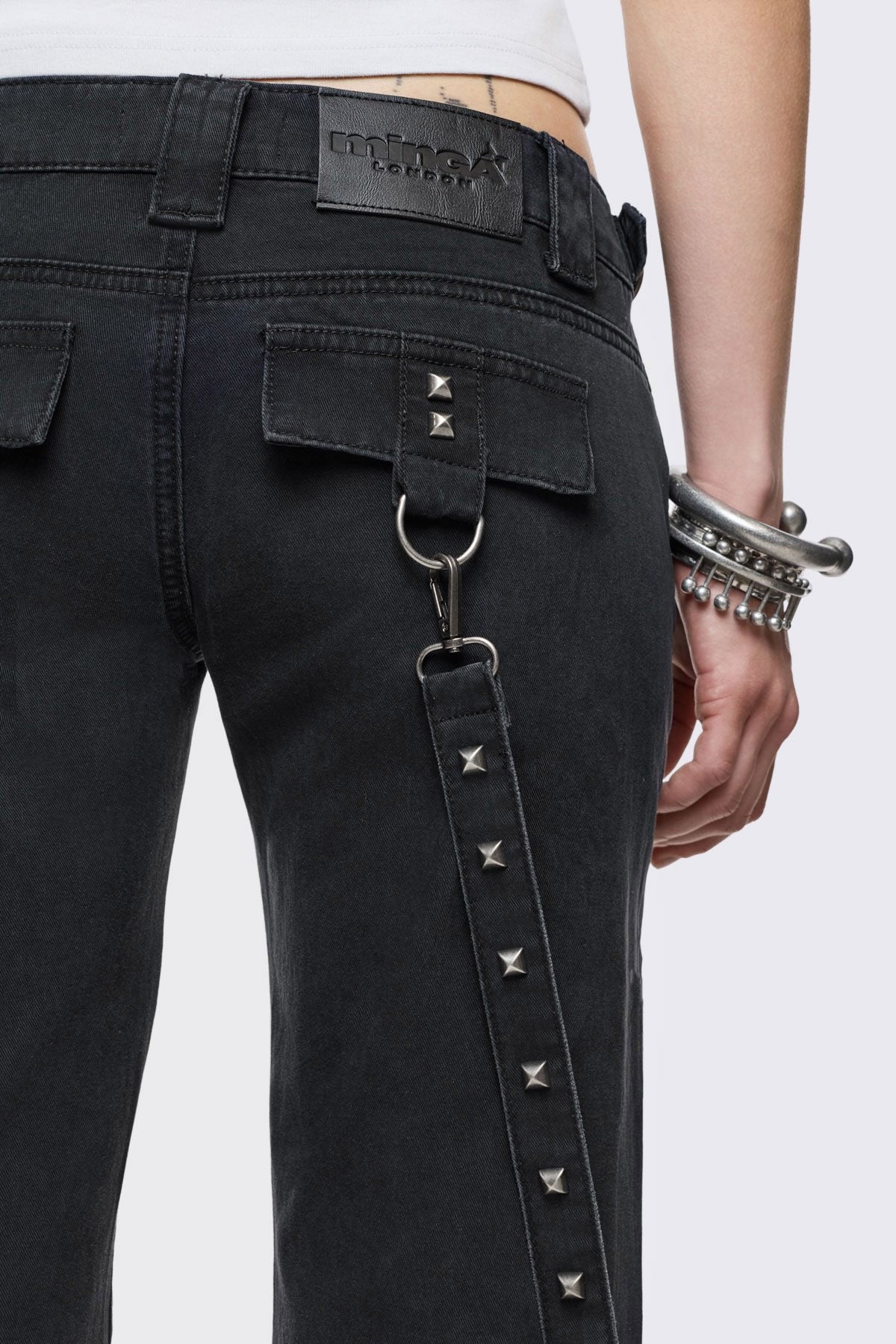 Bruise Flared Jeans - Black
