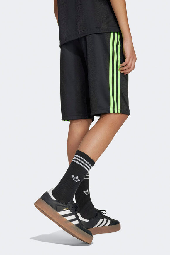 Training shorts - Black + Signal Green