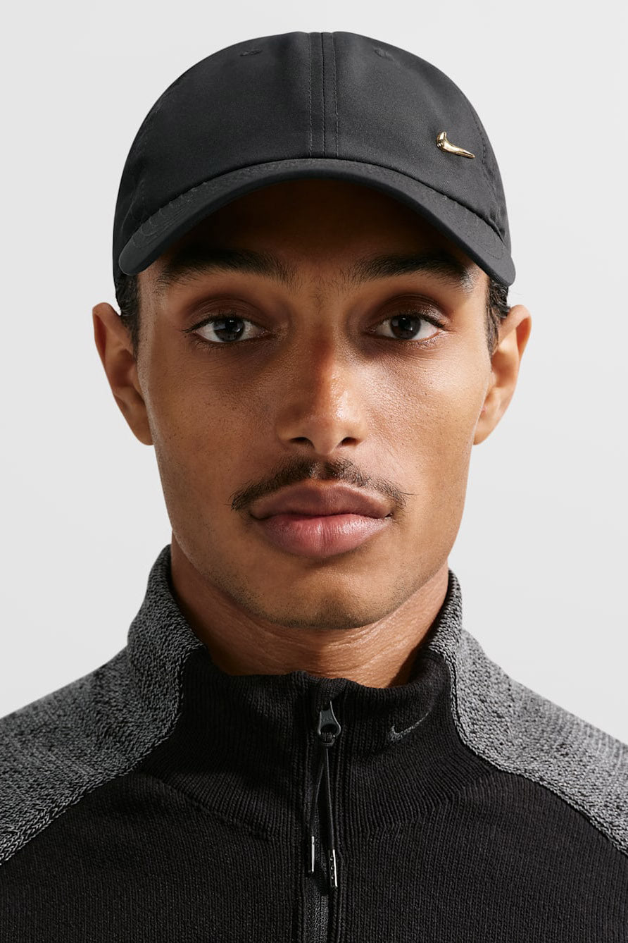 Strapback Cap - Black