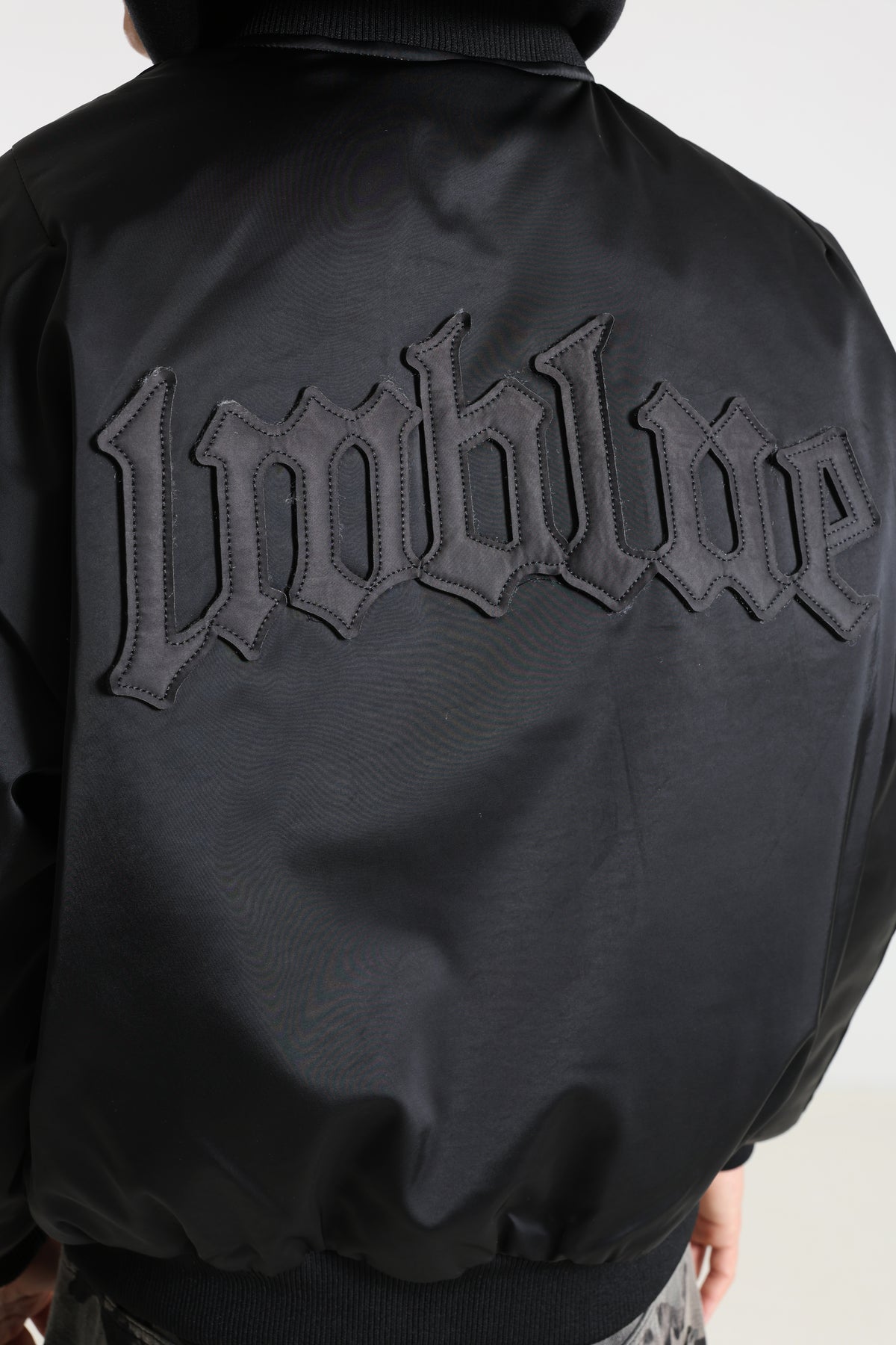 Wattierte Bomberjacke - Black