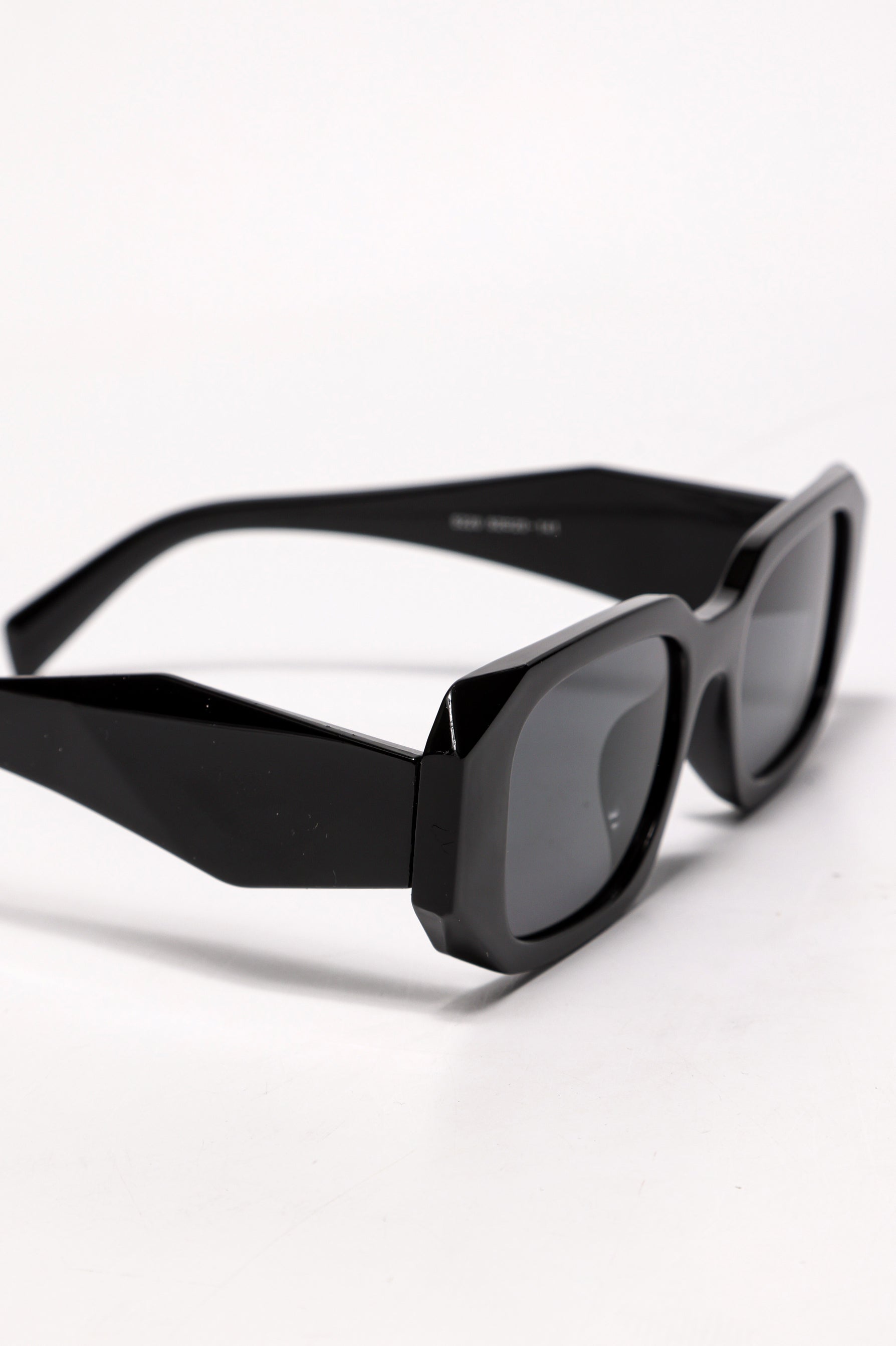 Glasses - Black