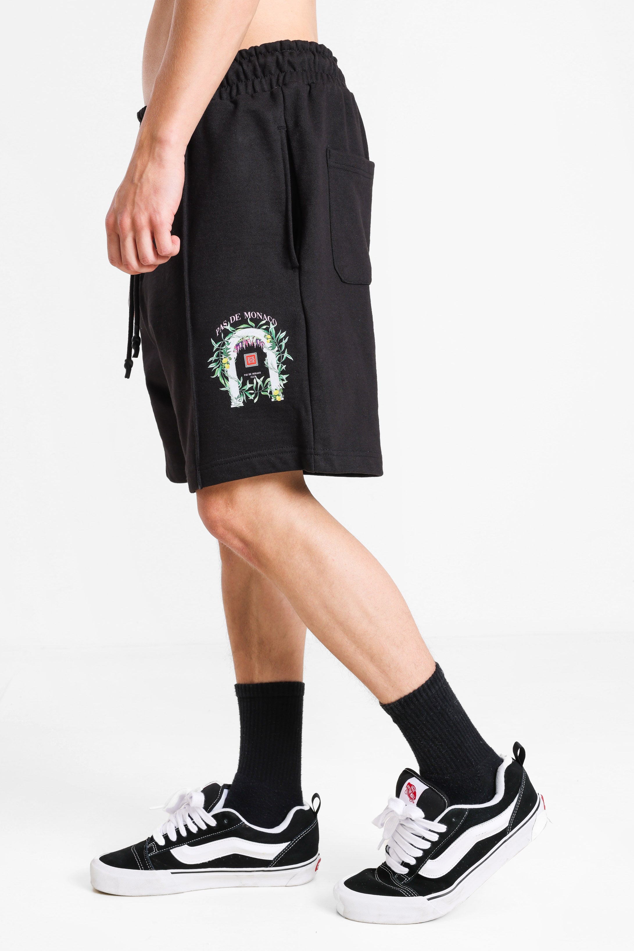 Cascade Sweatshorts - Black