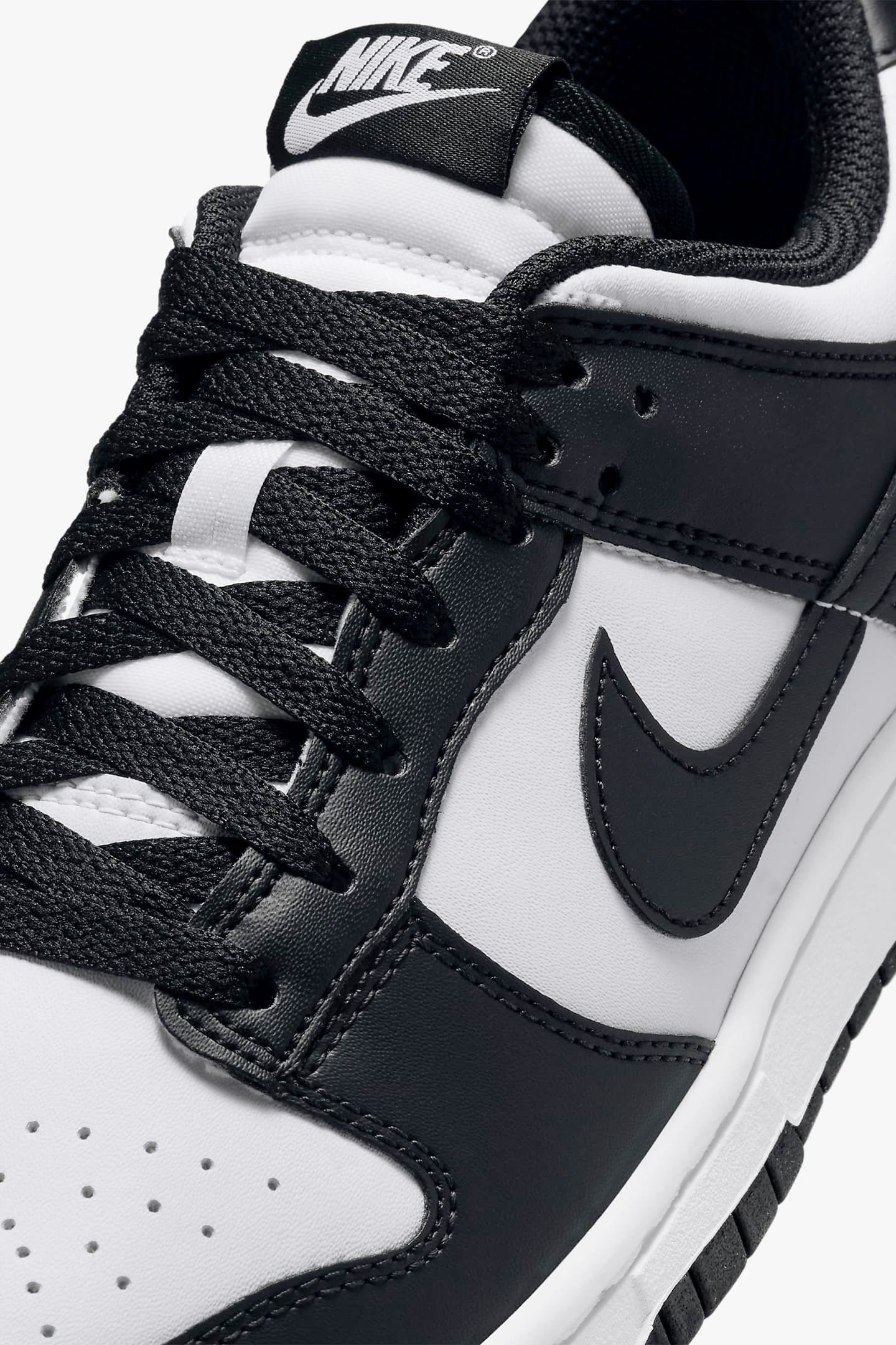 Sneakers Dunk Next Nature - White + Black