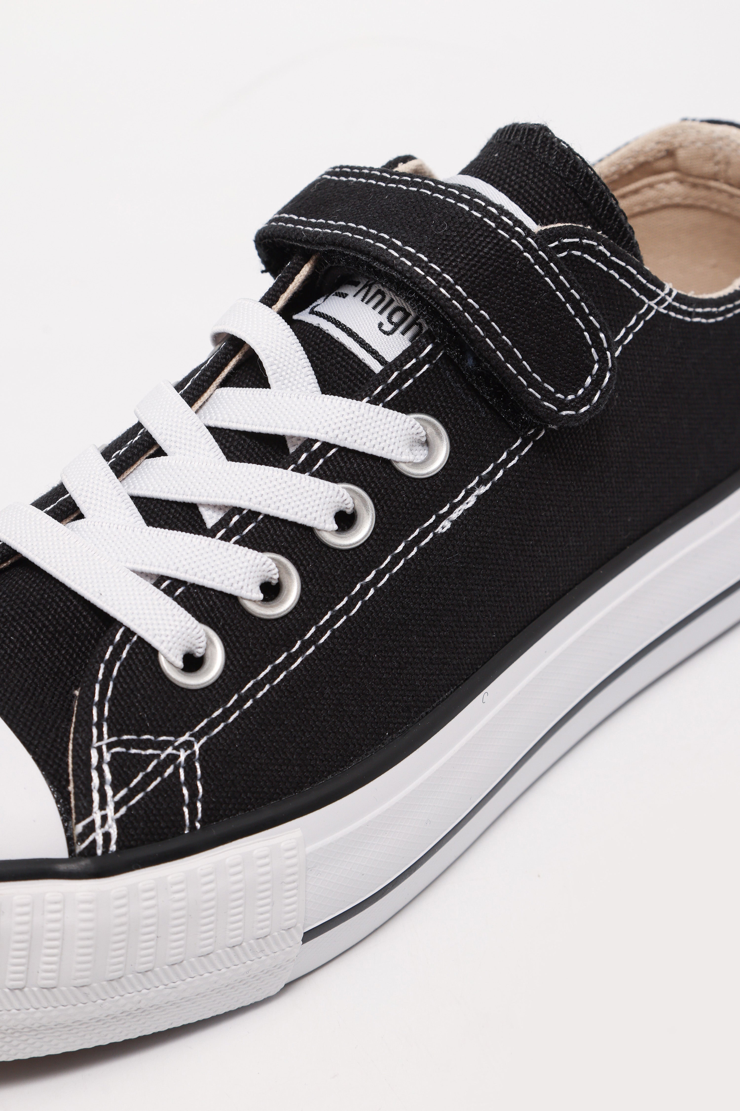 Kaya Sneaker - Black