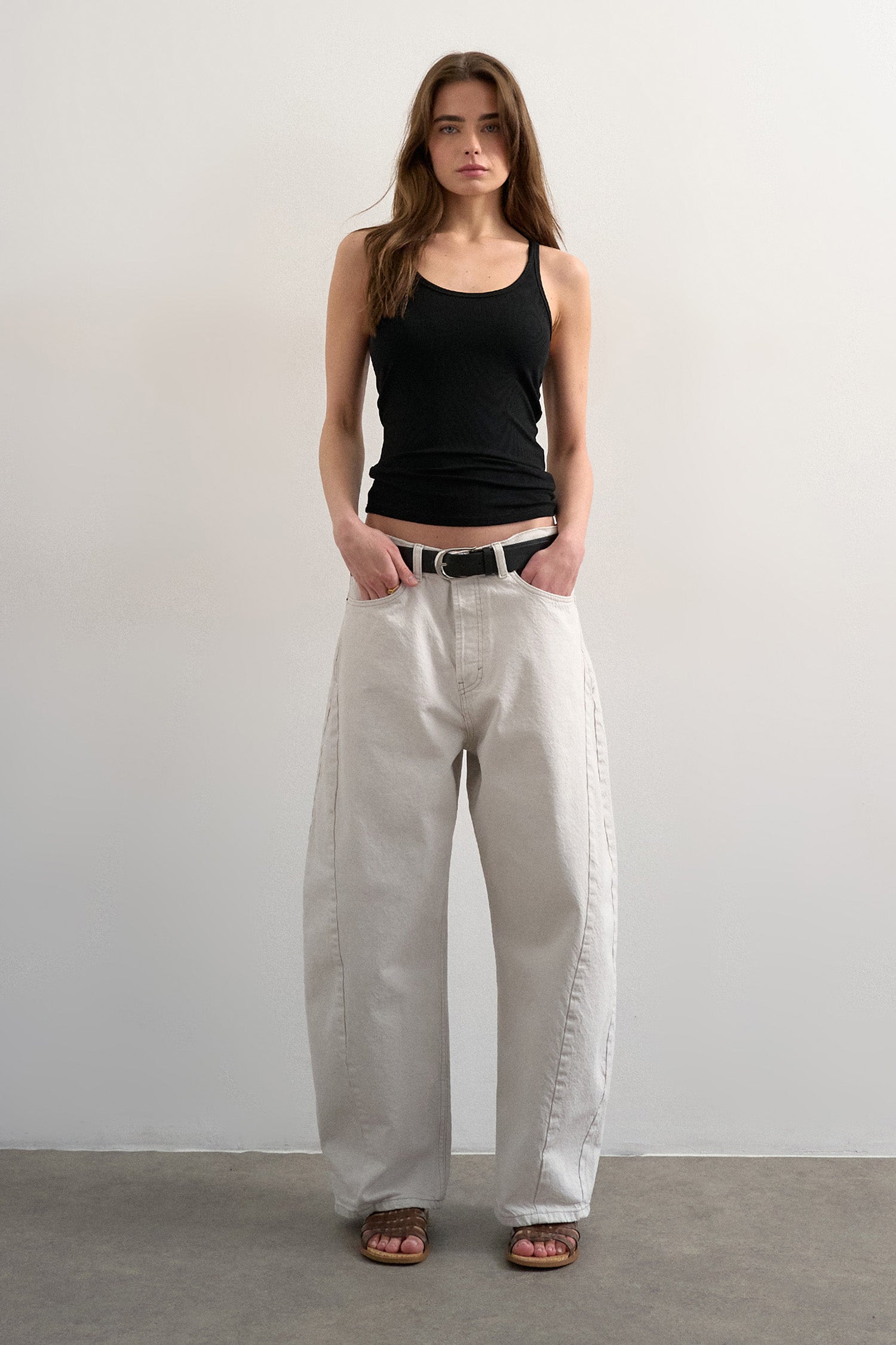 TSHENRI Geripptes Top - Black
