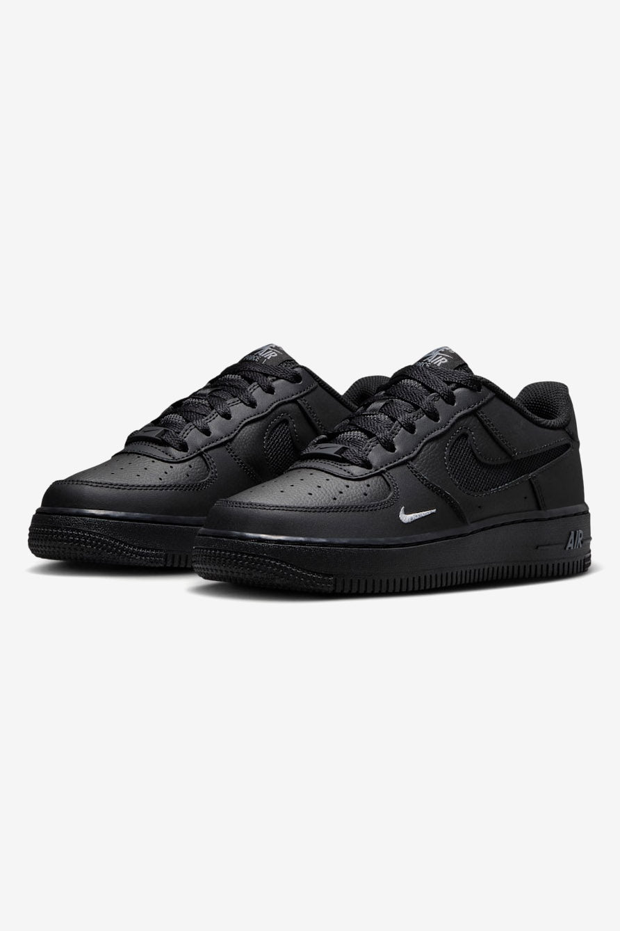 Air Force 1 LV8 sneakers