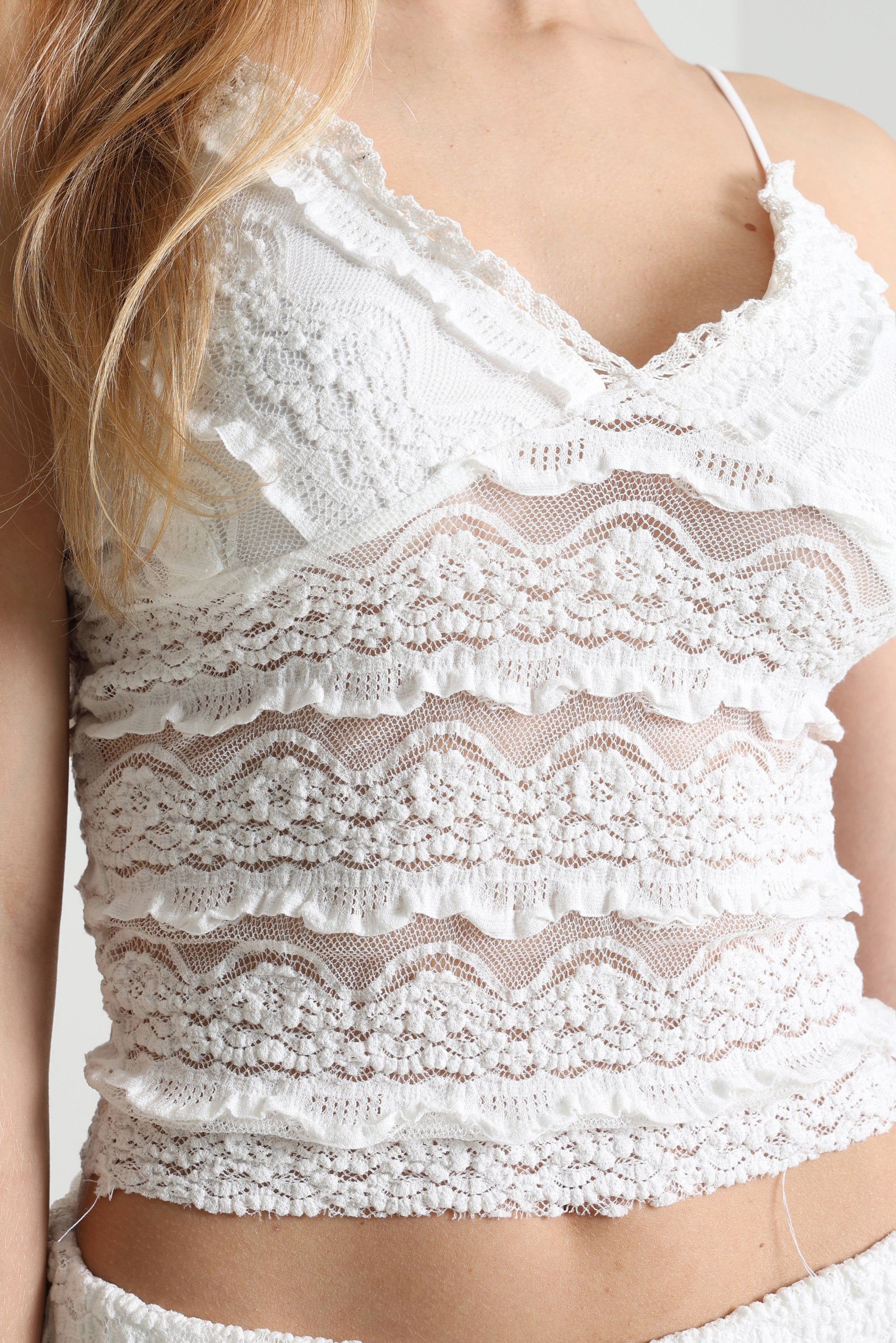 Spitzen Crop Trägertop - White