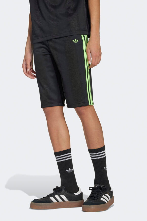 Training shorts - Black + Signal Green