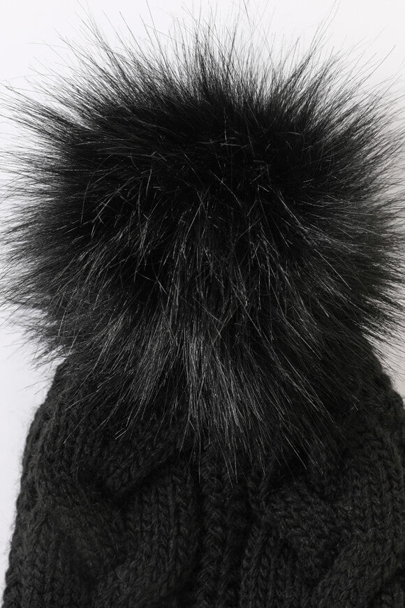 Cappello con pon pon - Nero