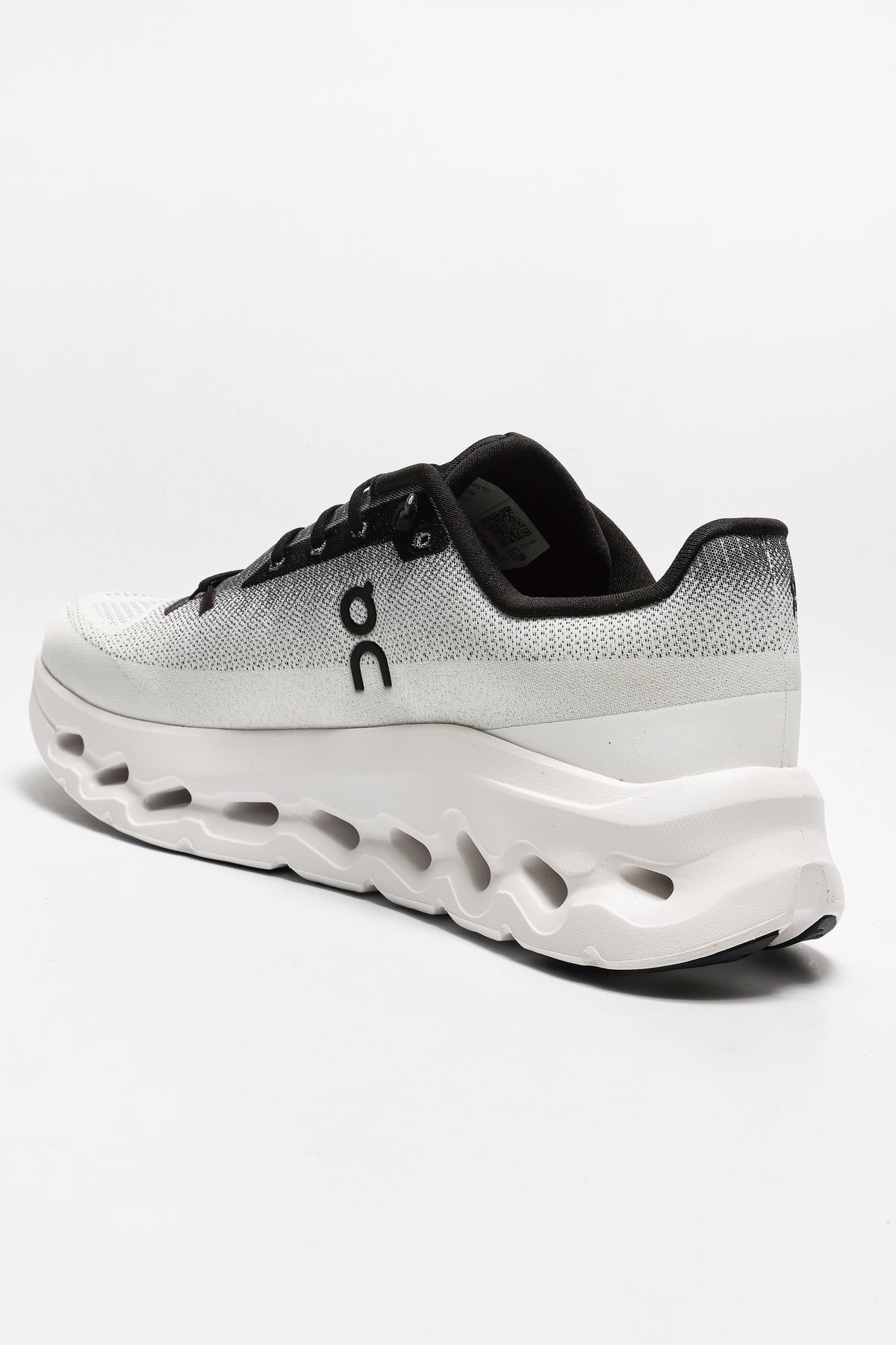 Cloudtilt sneakers - Black + Ivory