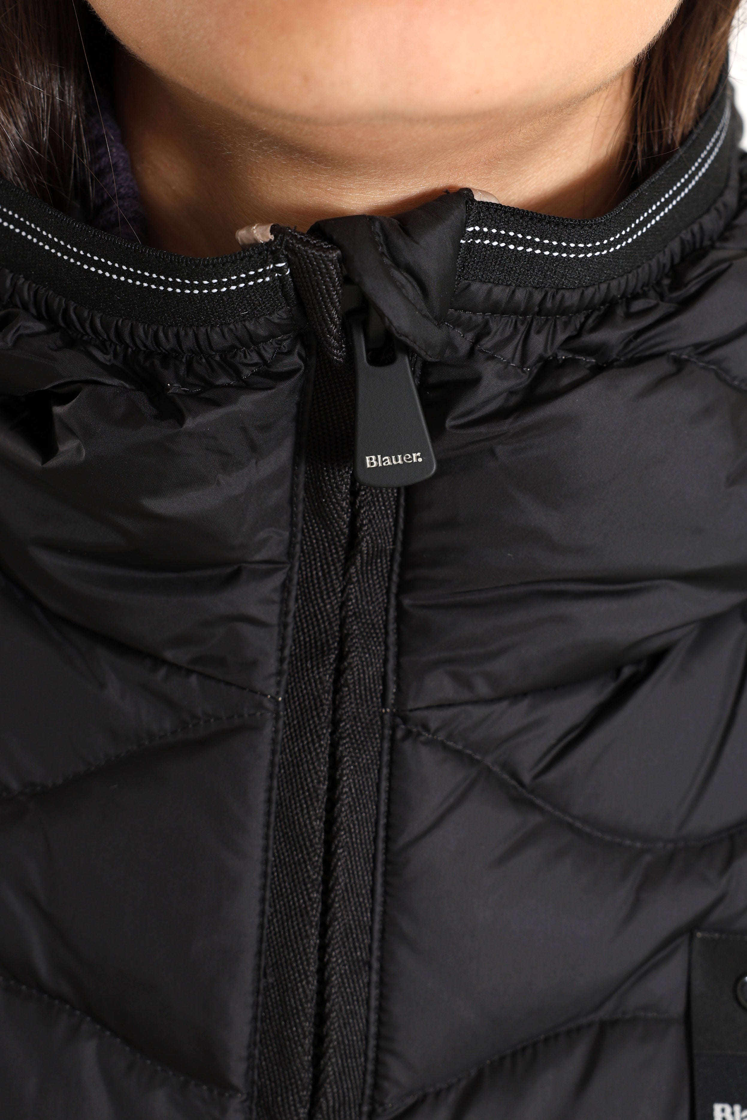 Camelia Gesteppte Daunenjacke - Black