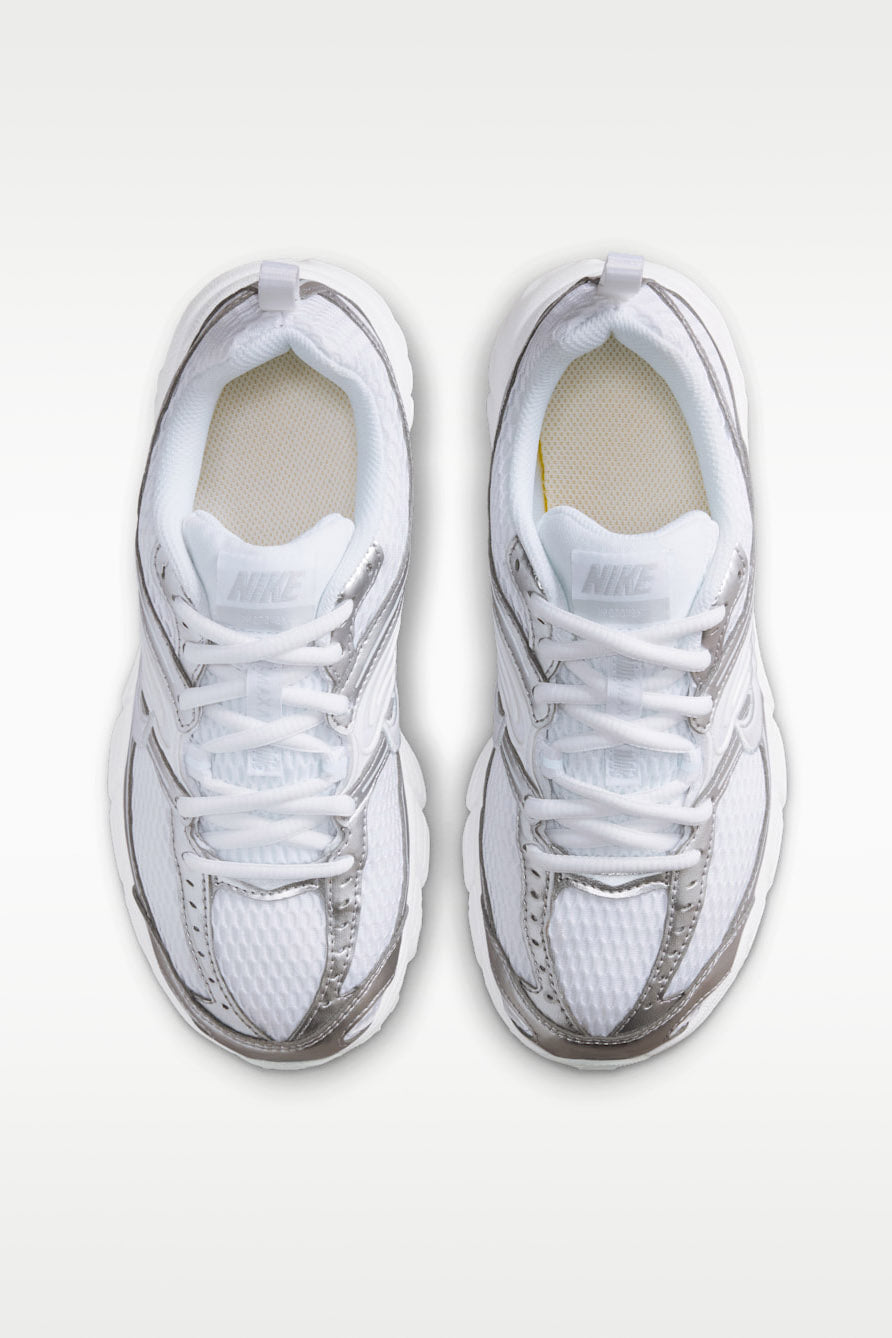 Air Max Moto 2K sneakers - White + Pure Platinum