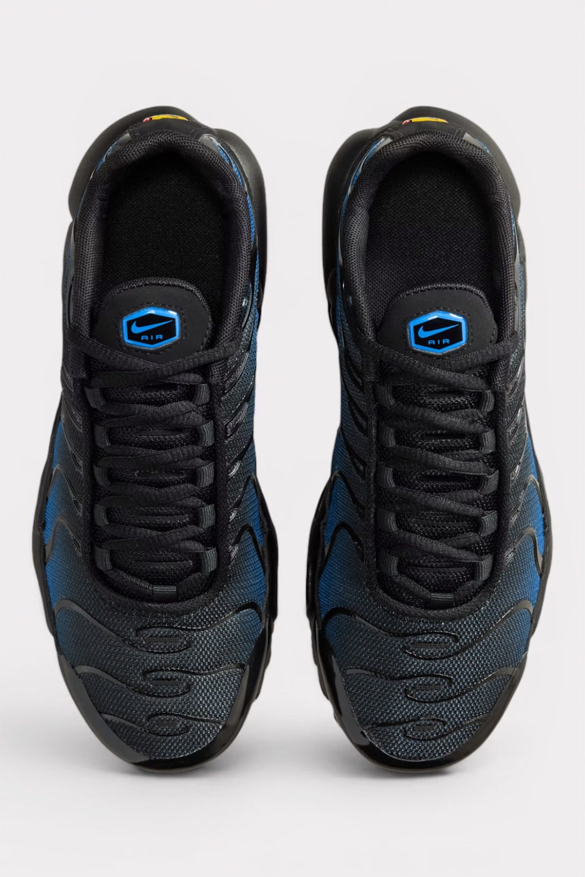Air Max Plus Sneaker - Black + Blue Crystal