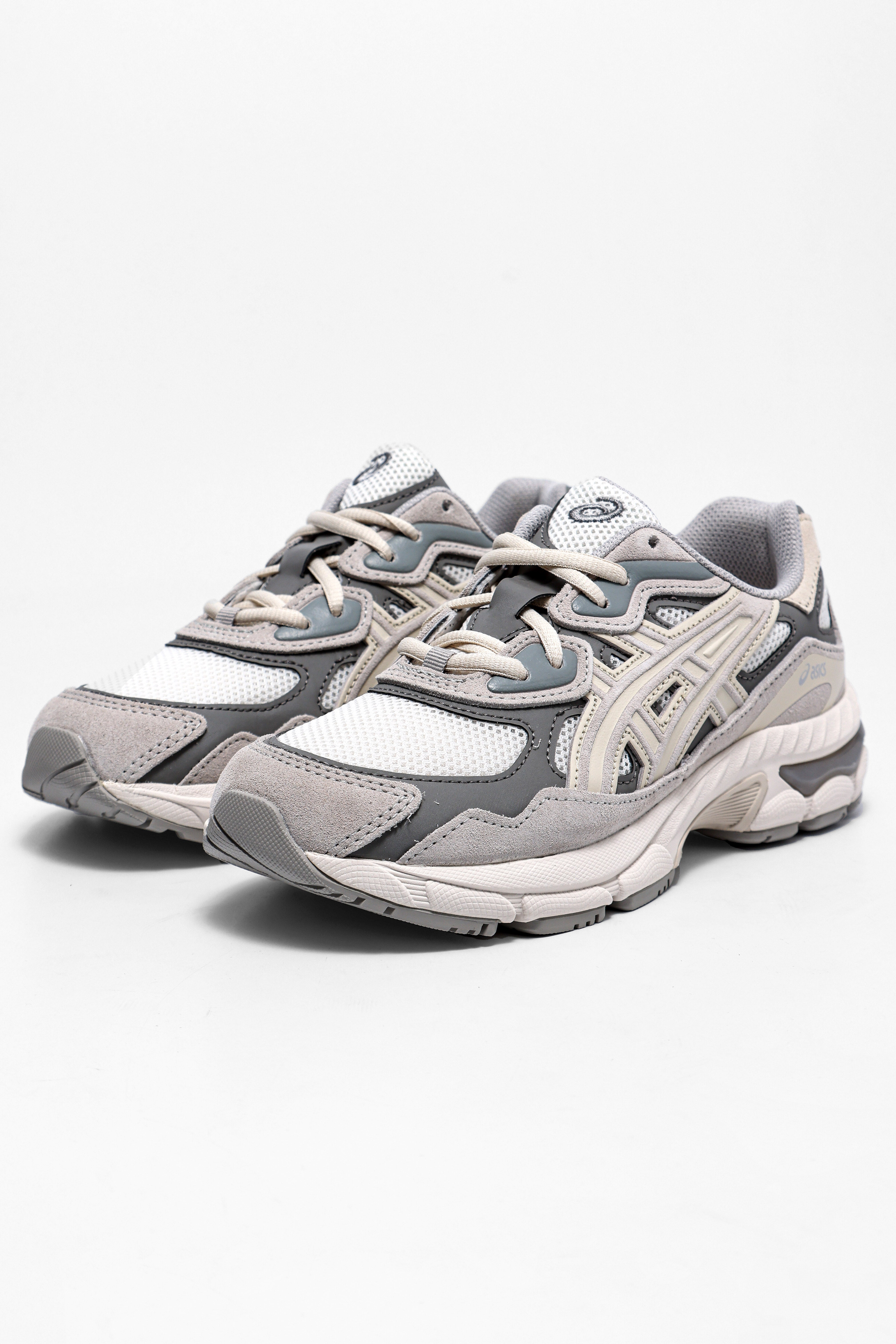 Sneakers GEL-NYC - Cream + Oyster Grey