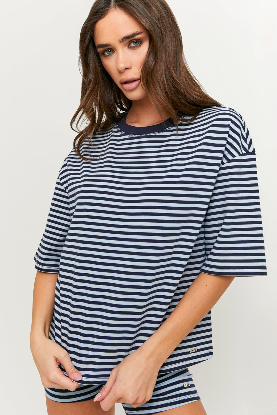 Oversize T-Shirt - Navy + Light Blue