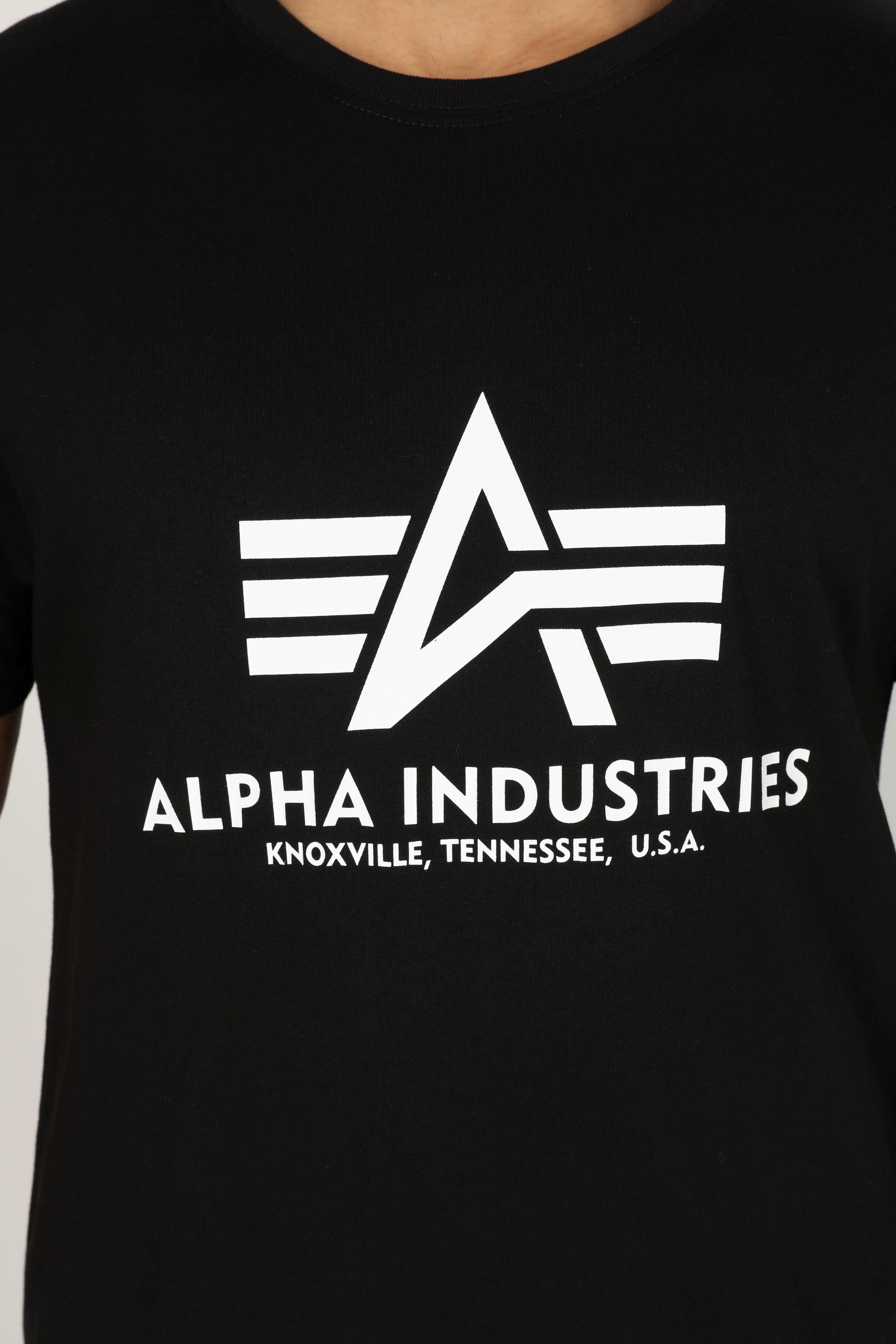 T-Shirt - Black + White