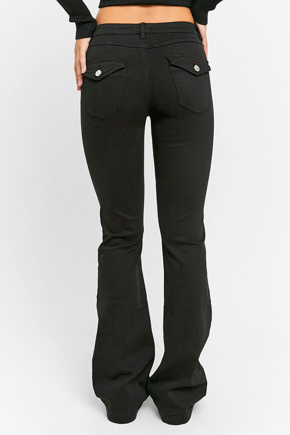 Jeans dalla vestibilità svasata - Nero