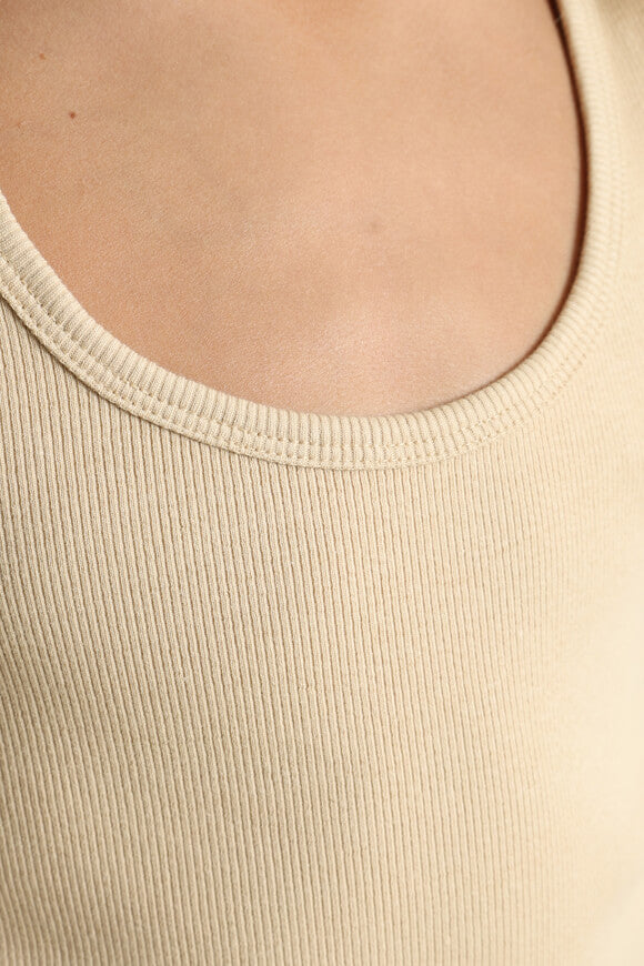 Geripptes Tanktop - Beige