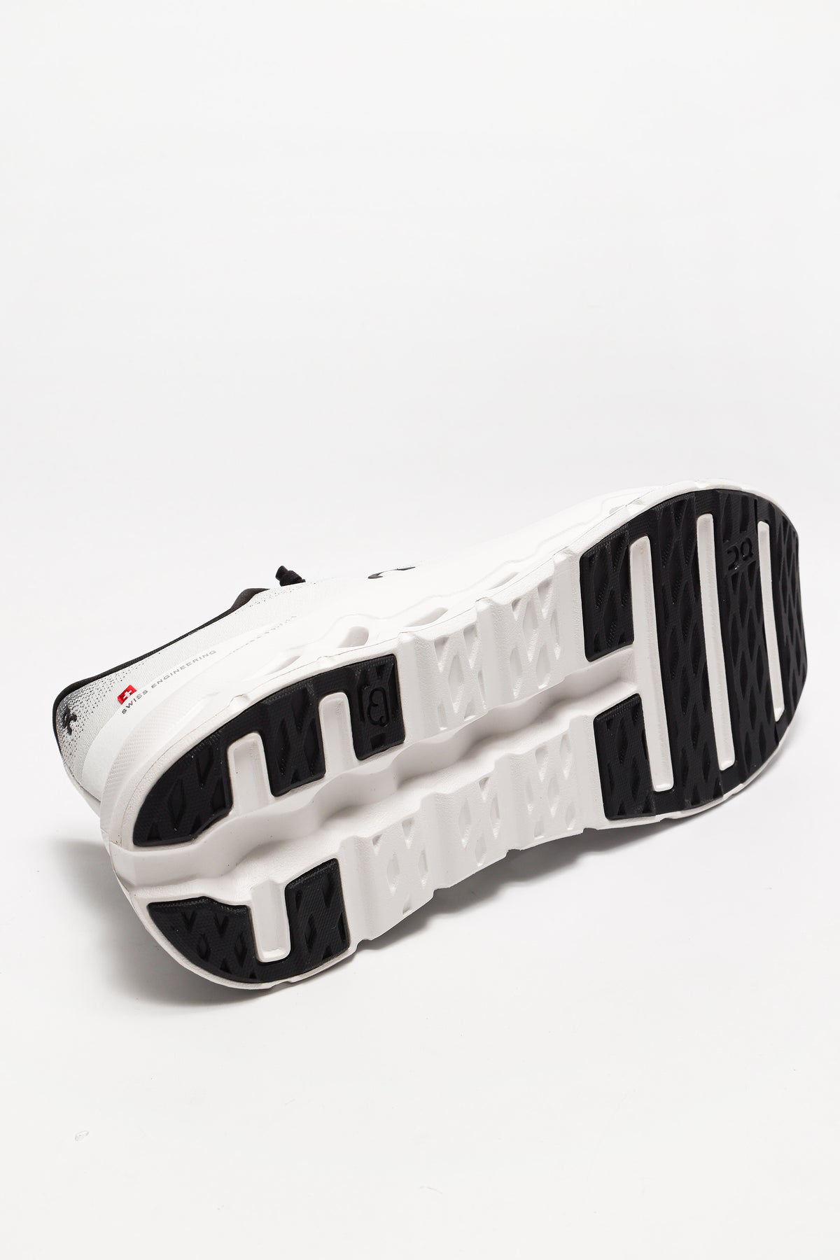 Cloudtilt sneakers - Black + Ivory