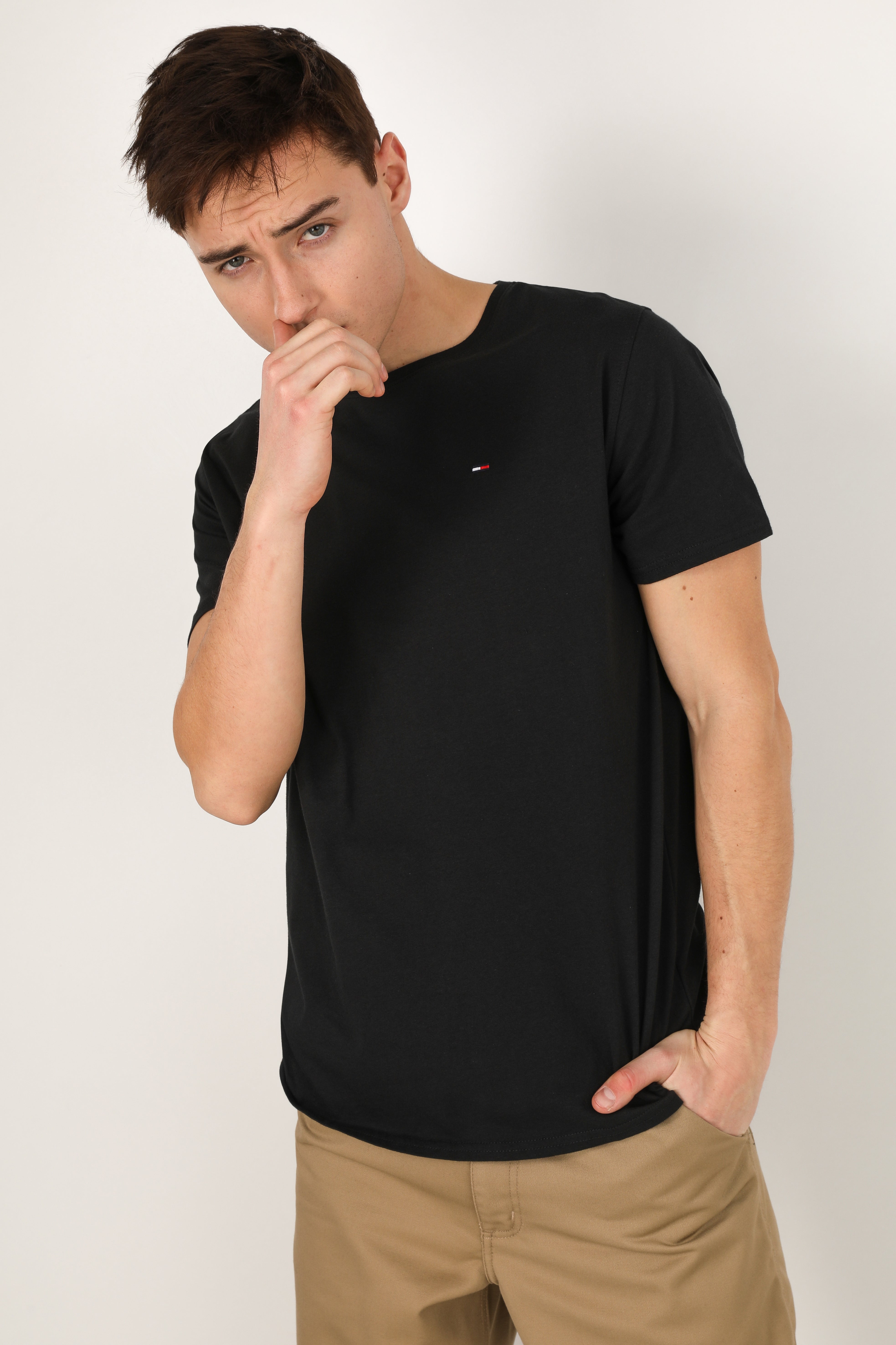 T-Shirt - Black