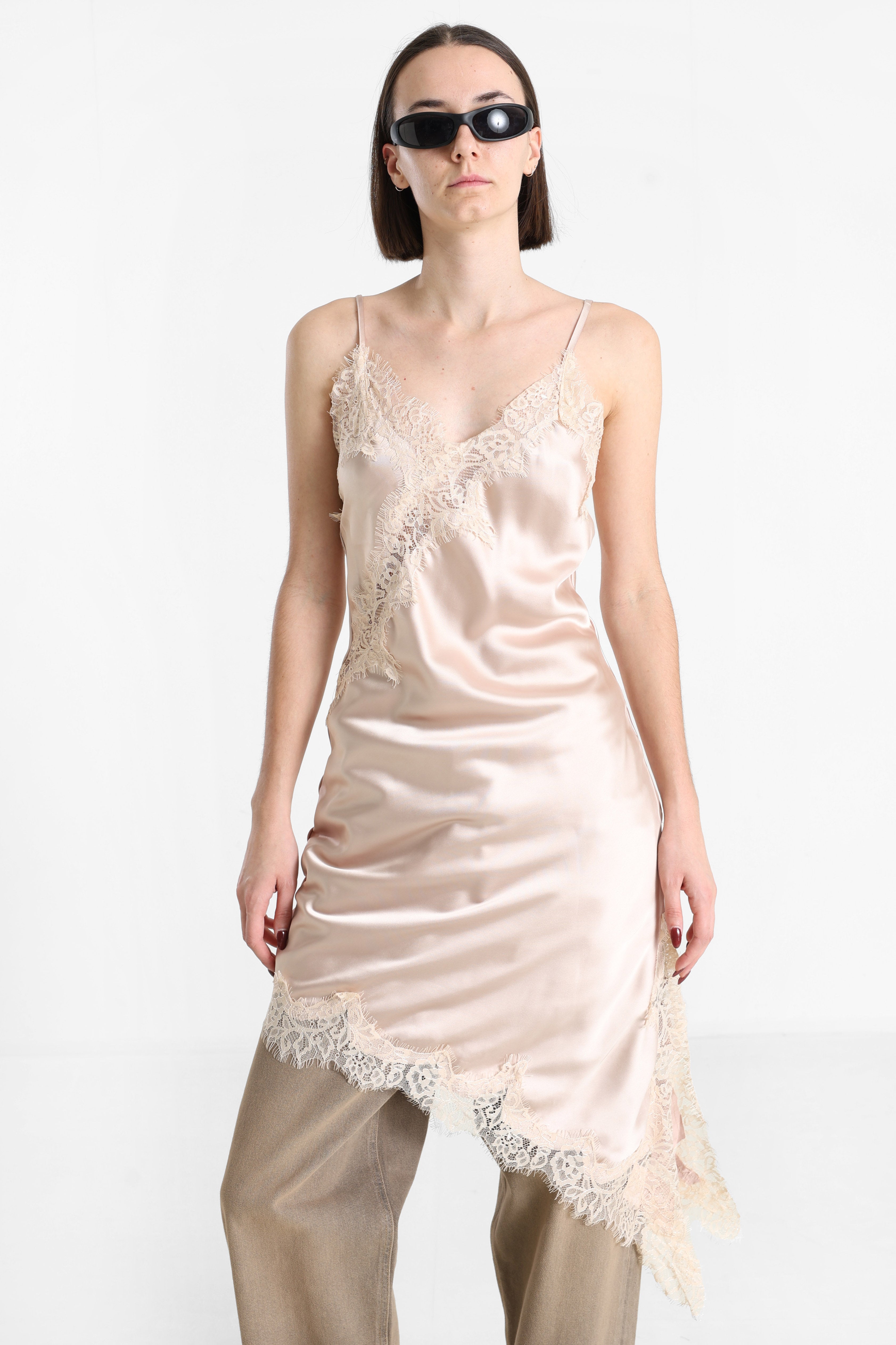 Asymmetrisches Satinkleid - Light Beige