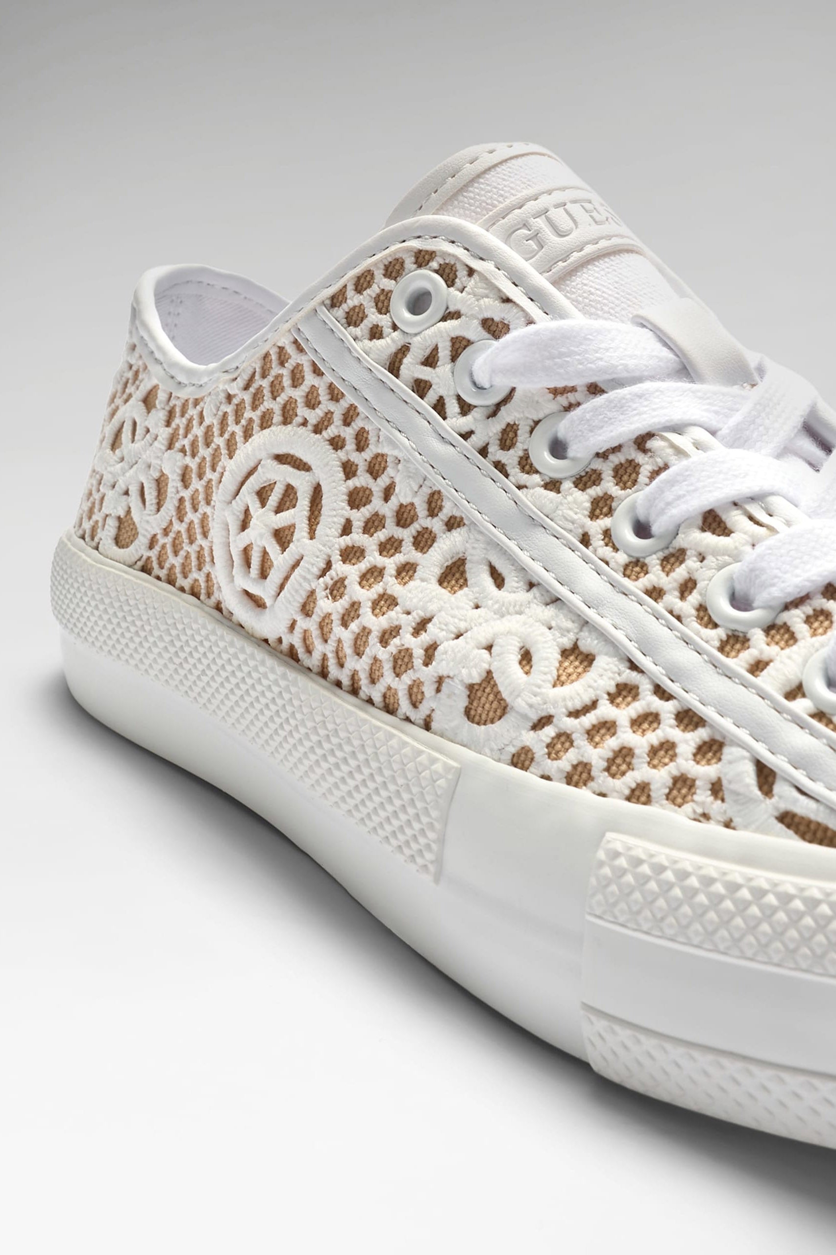 Ciesta Sneaker - White + Beige