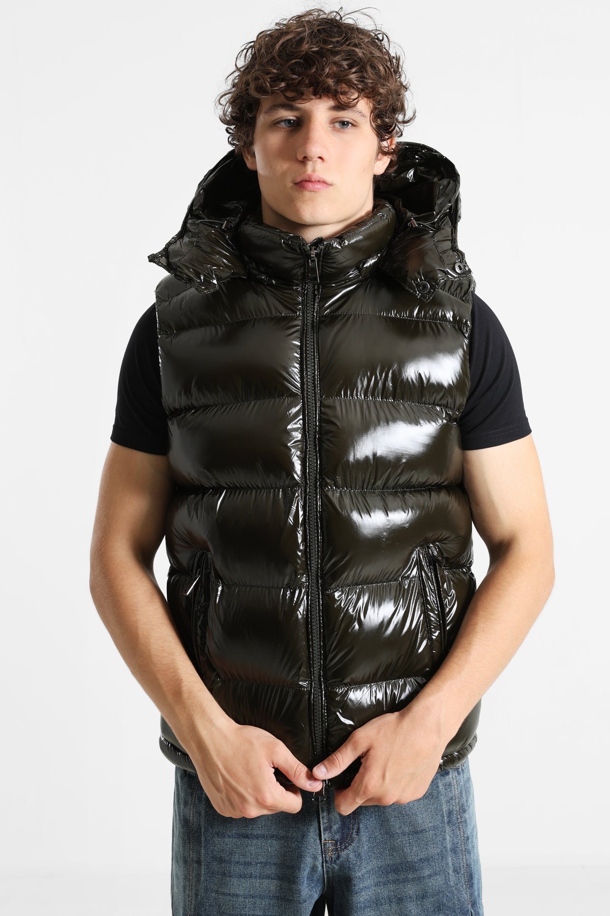 Puffergilet in Glanz-Optik - Dark Olive
